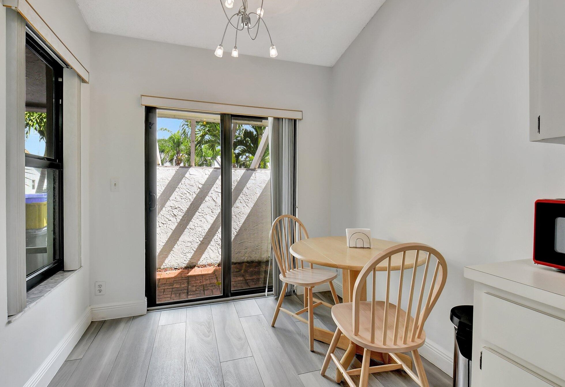 10976 Hidden Lk Pl, Boca Raton FL 33498-1676 exterior