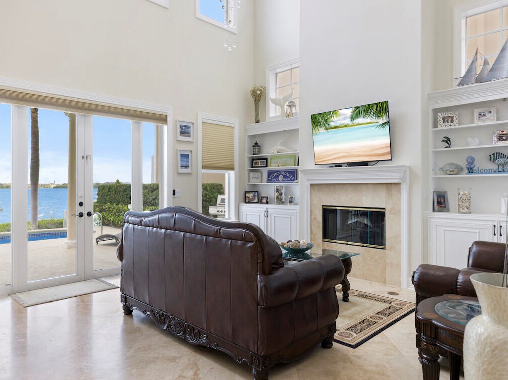 5510 Hbr Vlg Dr, Vero Beach FL  32967-7369 exterior