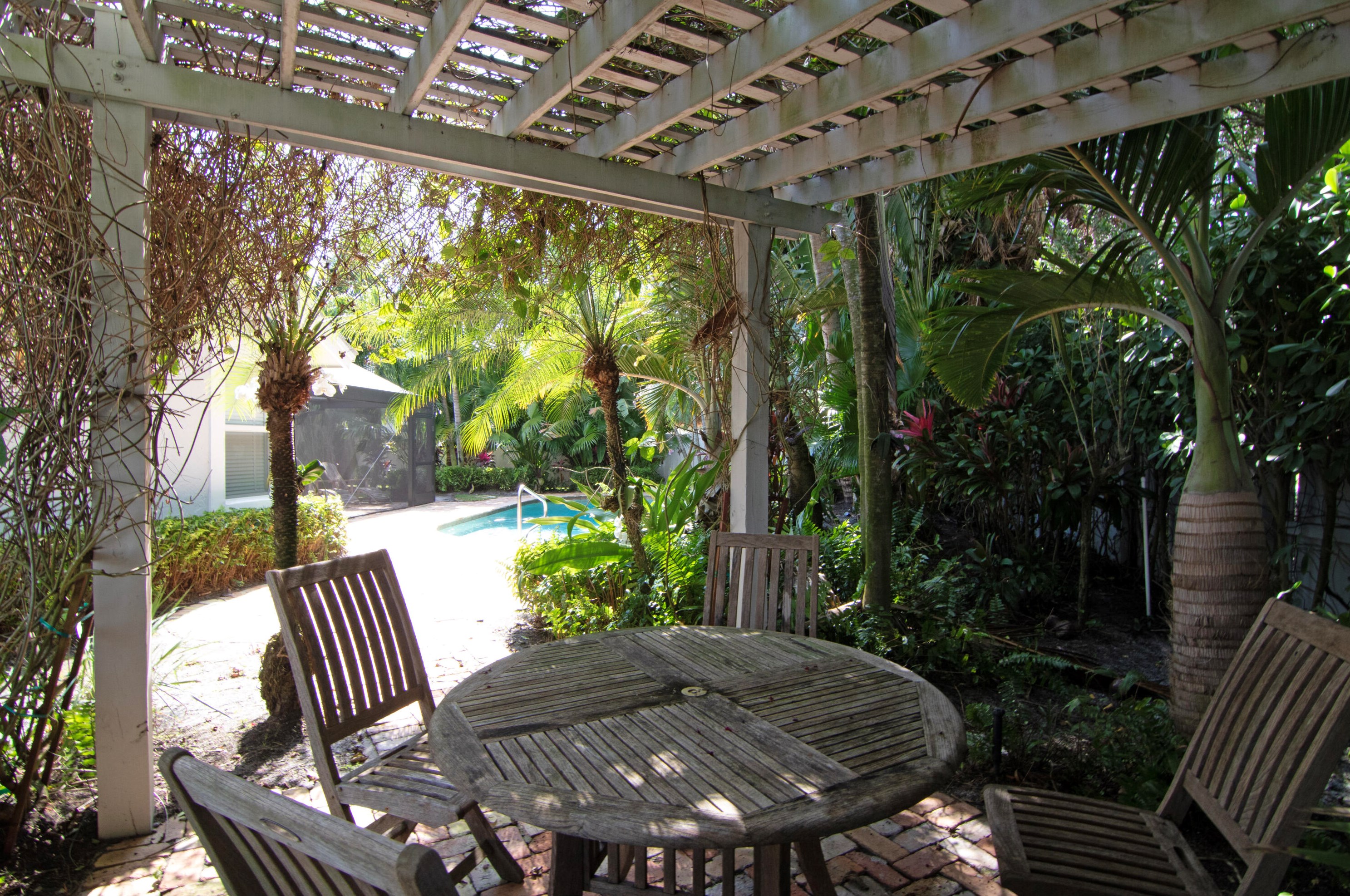 13741 Sheffield St, West Palm Beach FL  33414-7643 exterior