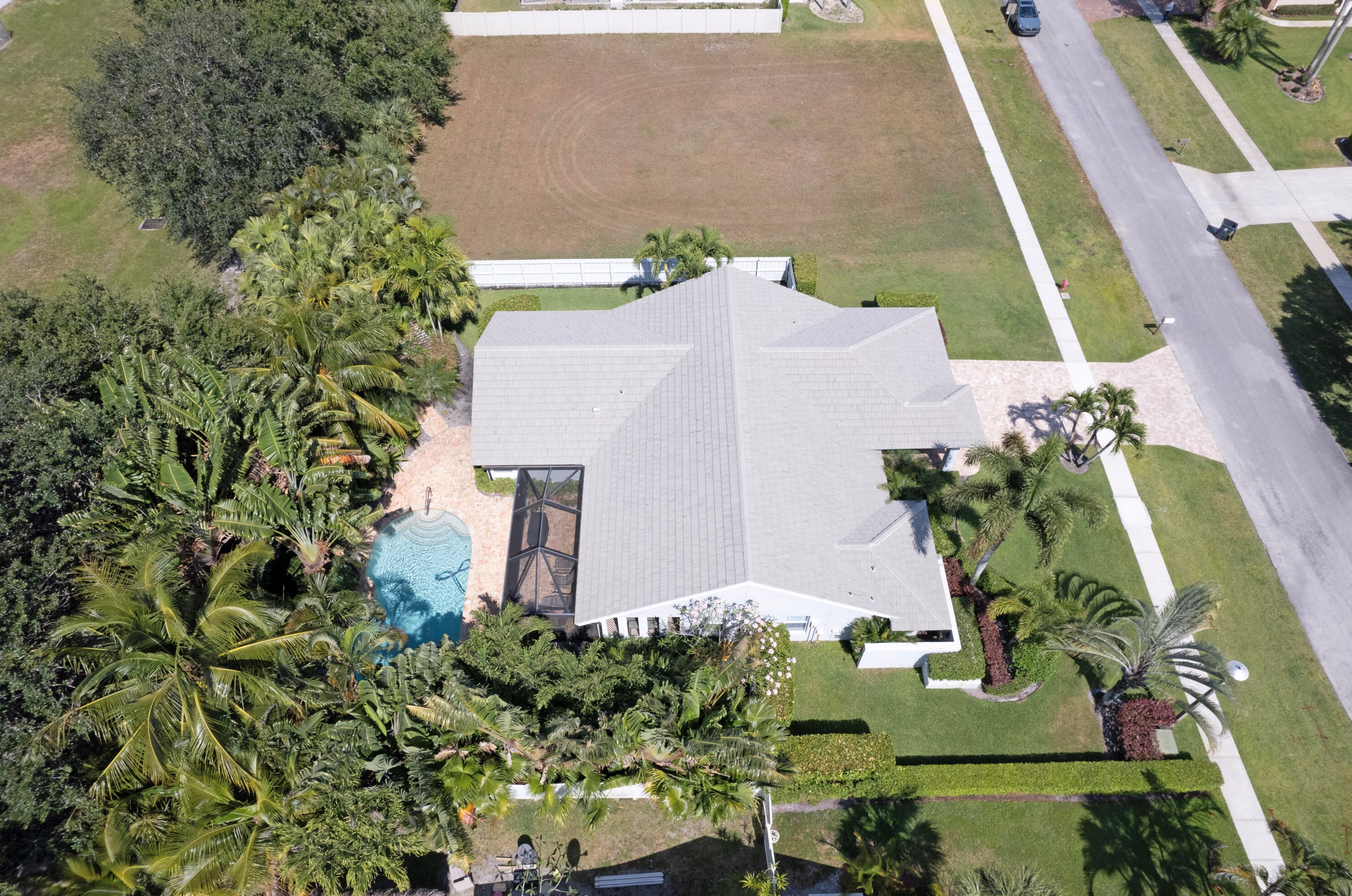 13741 Sheffield St, West Palm Beach FL  33414-7643 exterior