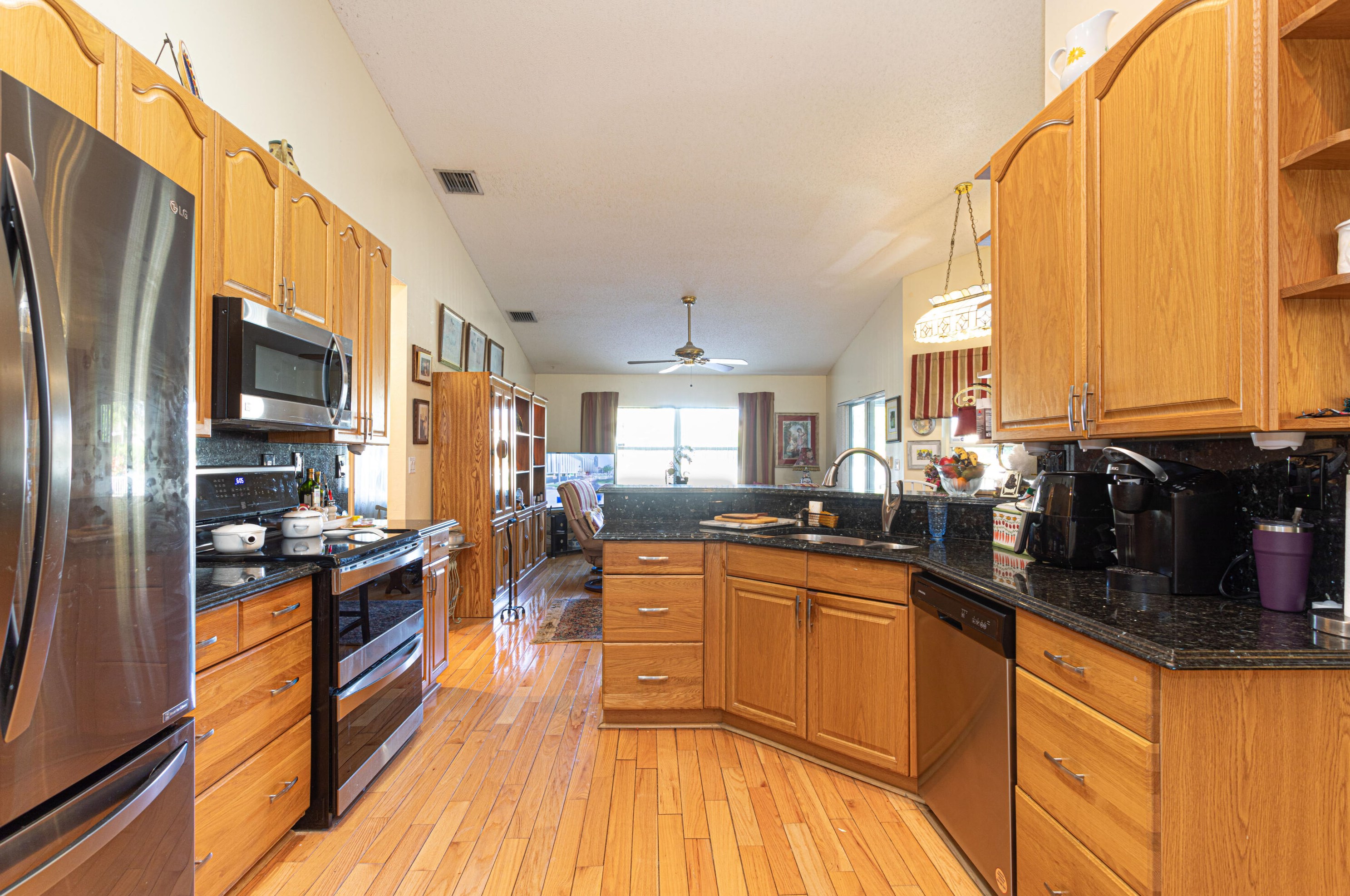 10909 Paso Fino Dr, Lake Worth FL 33449-8010 exterior