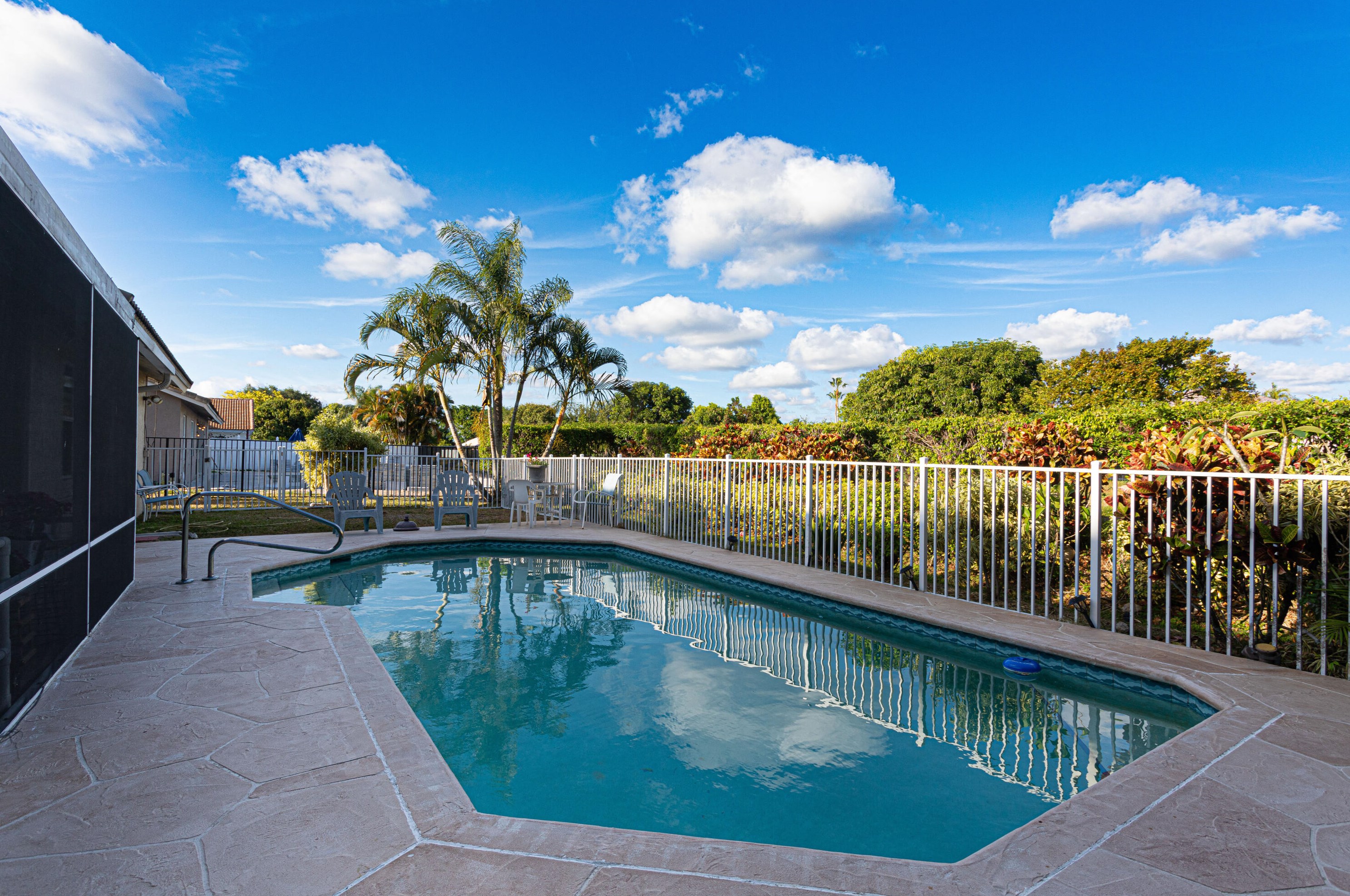 10909 Paso Fino Dr, Lake Worth FL 33449-8010 exterior