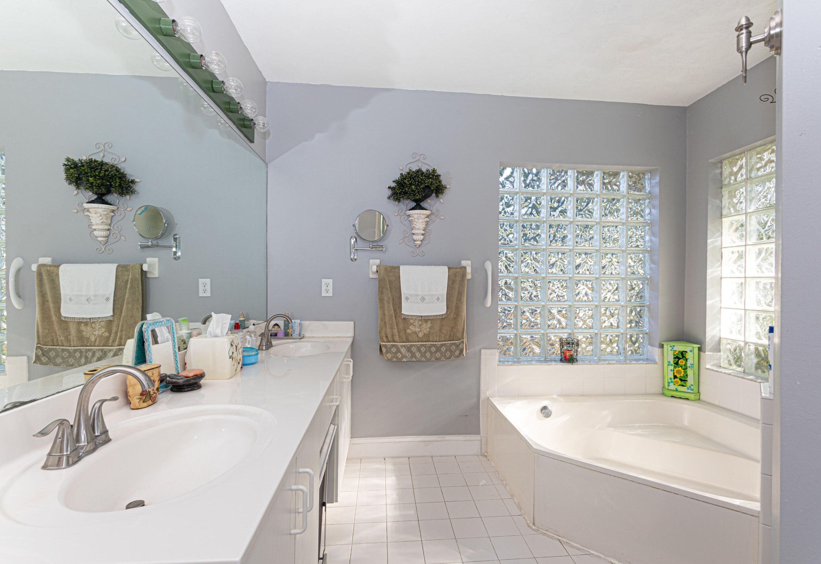 10909 Paso Fino Dr, Lake Worth FL 33449-8010 exterior