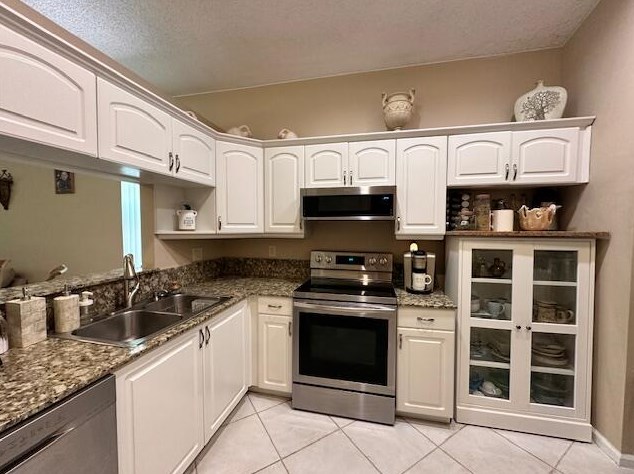 5021 Ln Sedona Cir, Delray Beach FL  33484-8740 exterior