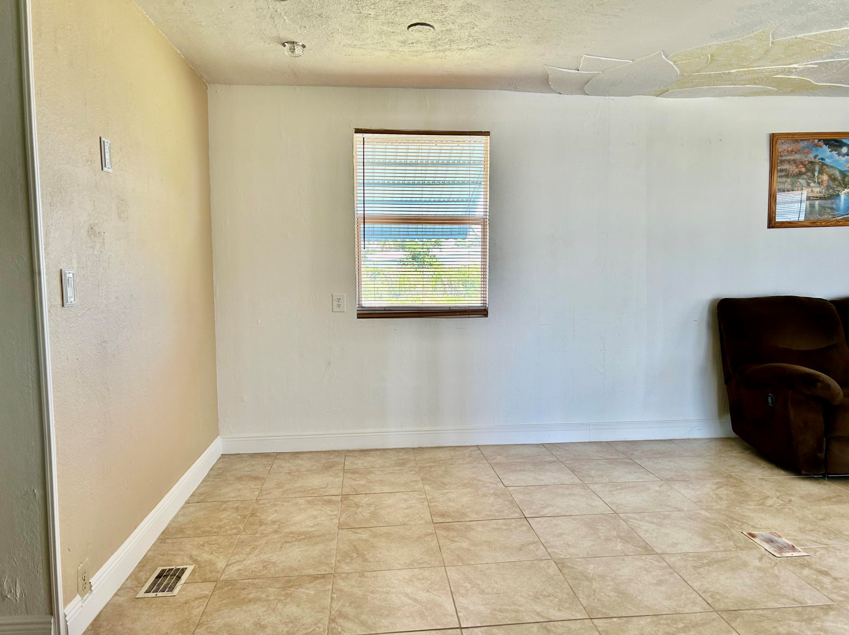 4375 Mockingbird Dr, Boynton Beach FL 33436-2635 exterior