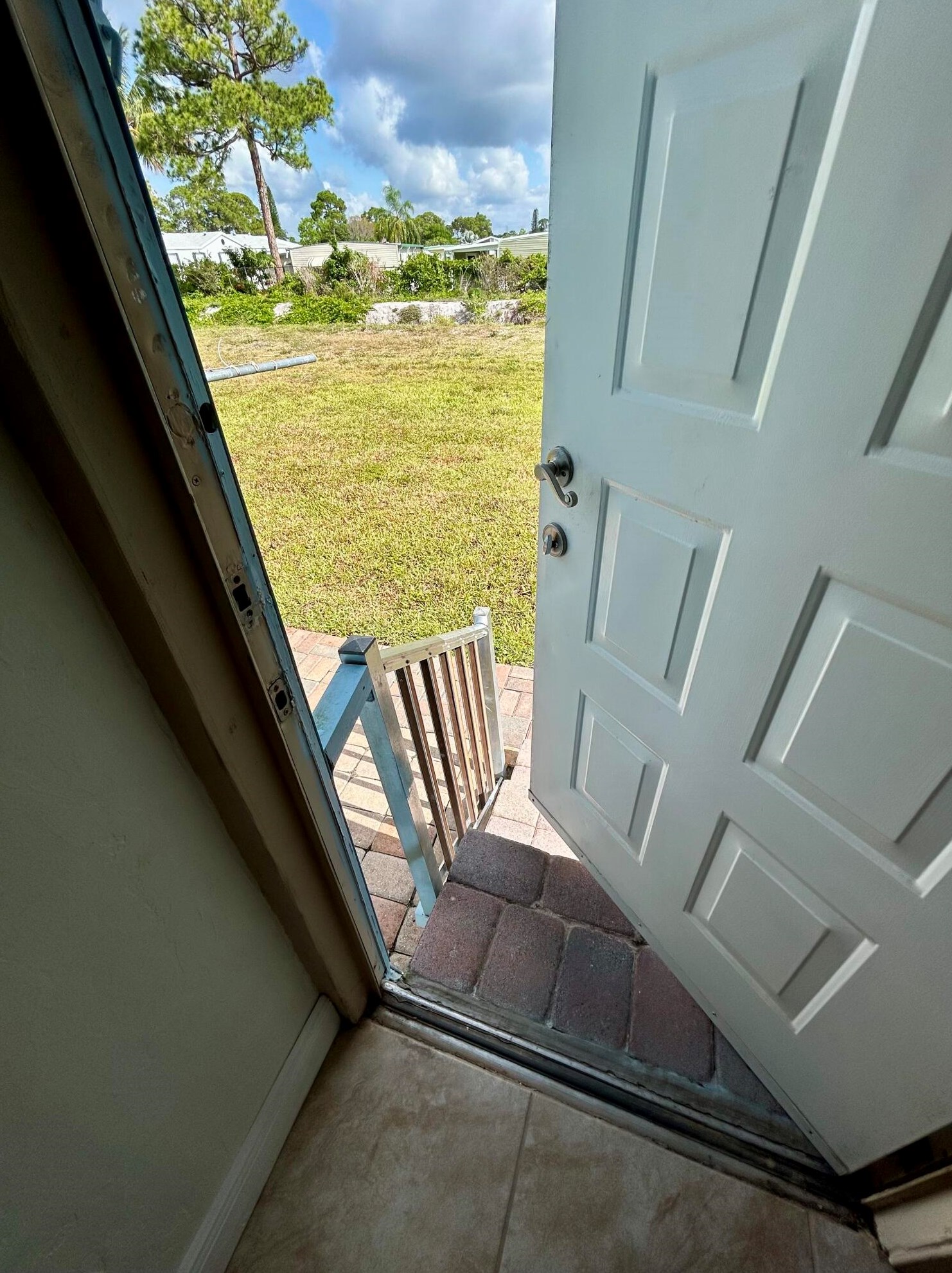 4375 Mockingbird Dr, Boynton Beach FL 33436-2635 exterior