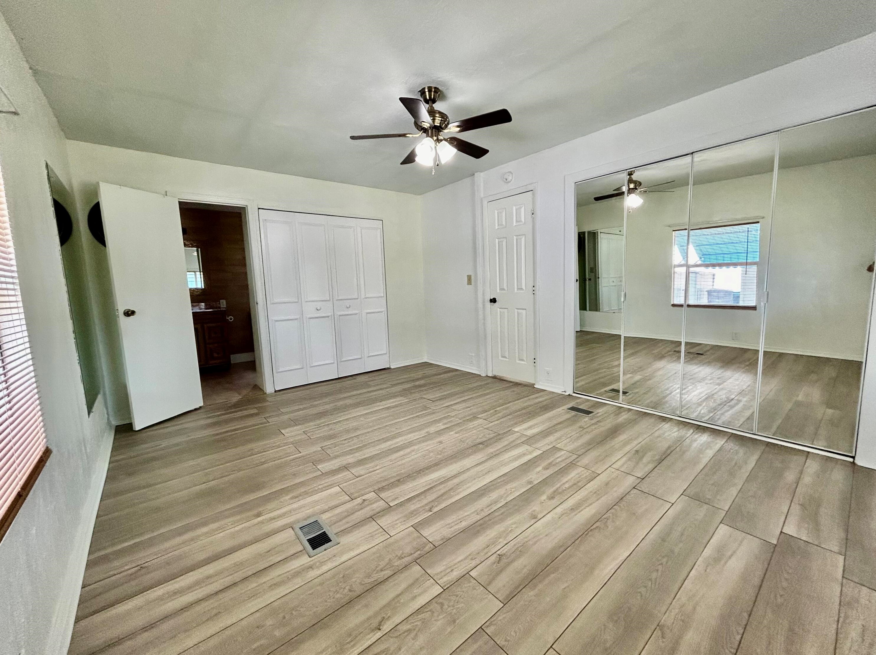 4375 Mockingbird Dr, Boynton Beach FL 33436-2635 exterior