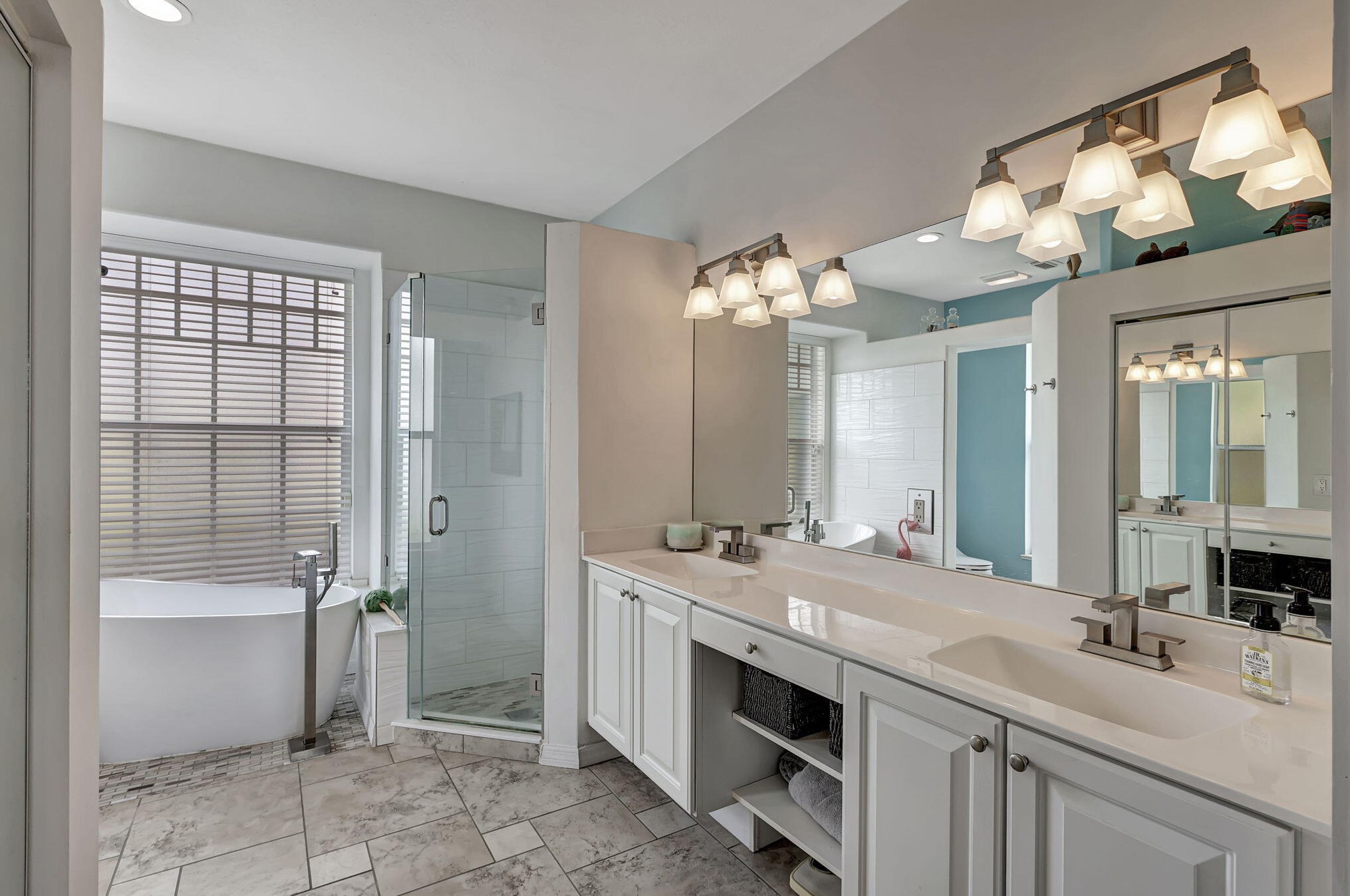 753 Essex Dr, Fort Pierce FL 34984-5216 exterior