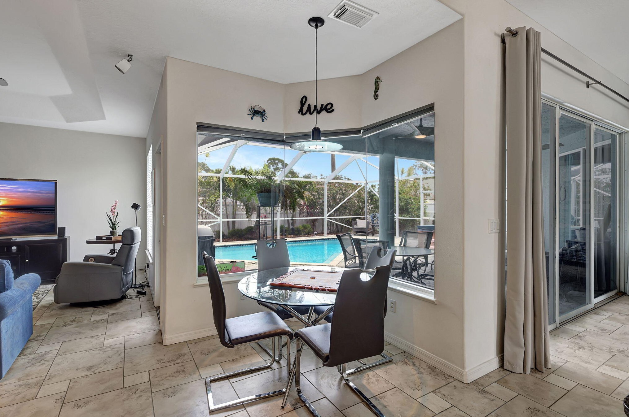 753 Essex Dr, Fort Pierce FL 34984-5216 exterior