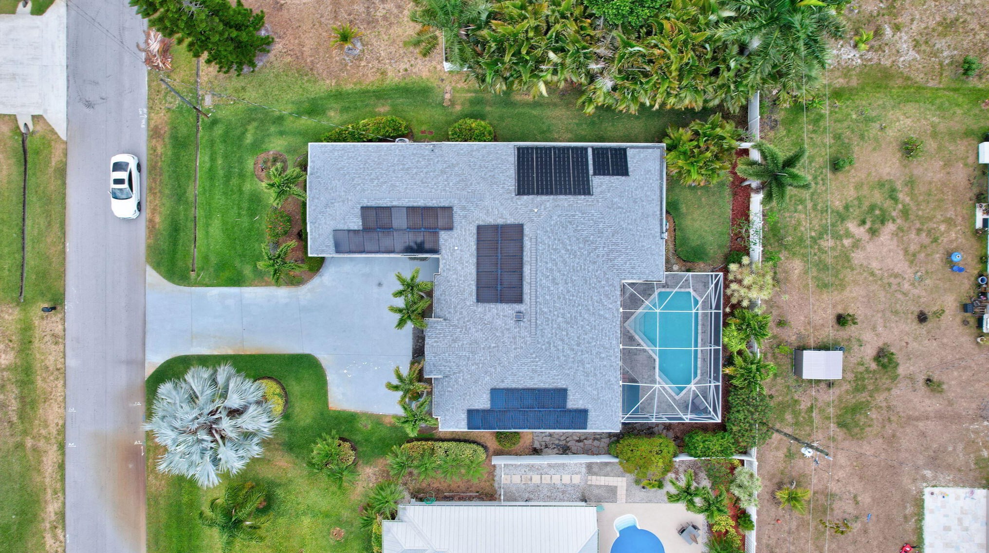 753 Essex Dr, Fort Pierce FL 34984-5216 exterior