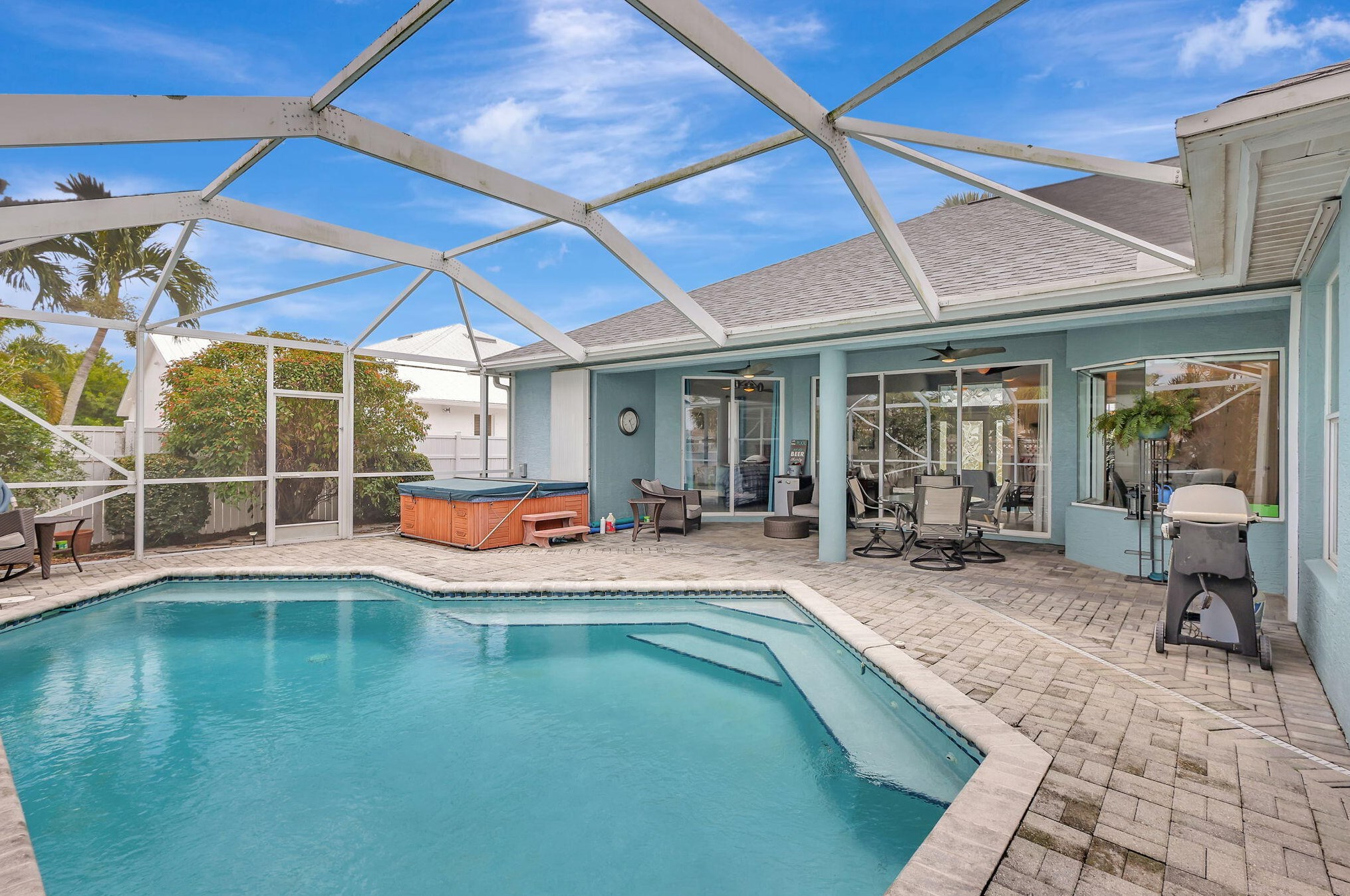 753 Essex Dr, Fort Pierce FL 34984-5216 exterior