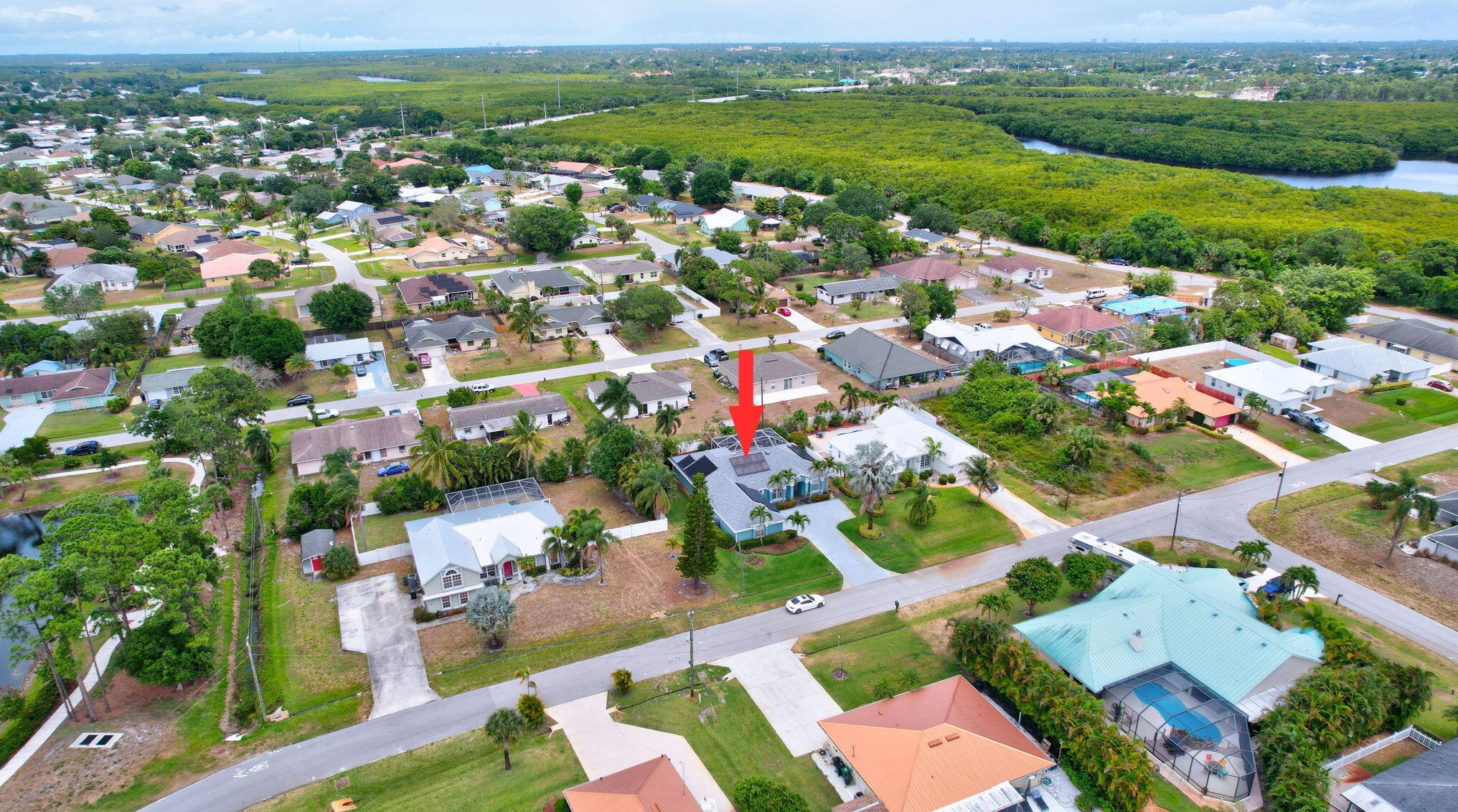 753 Essex Dr, Fort Pierce FL 34984-5216 exterior