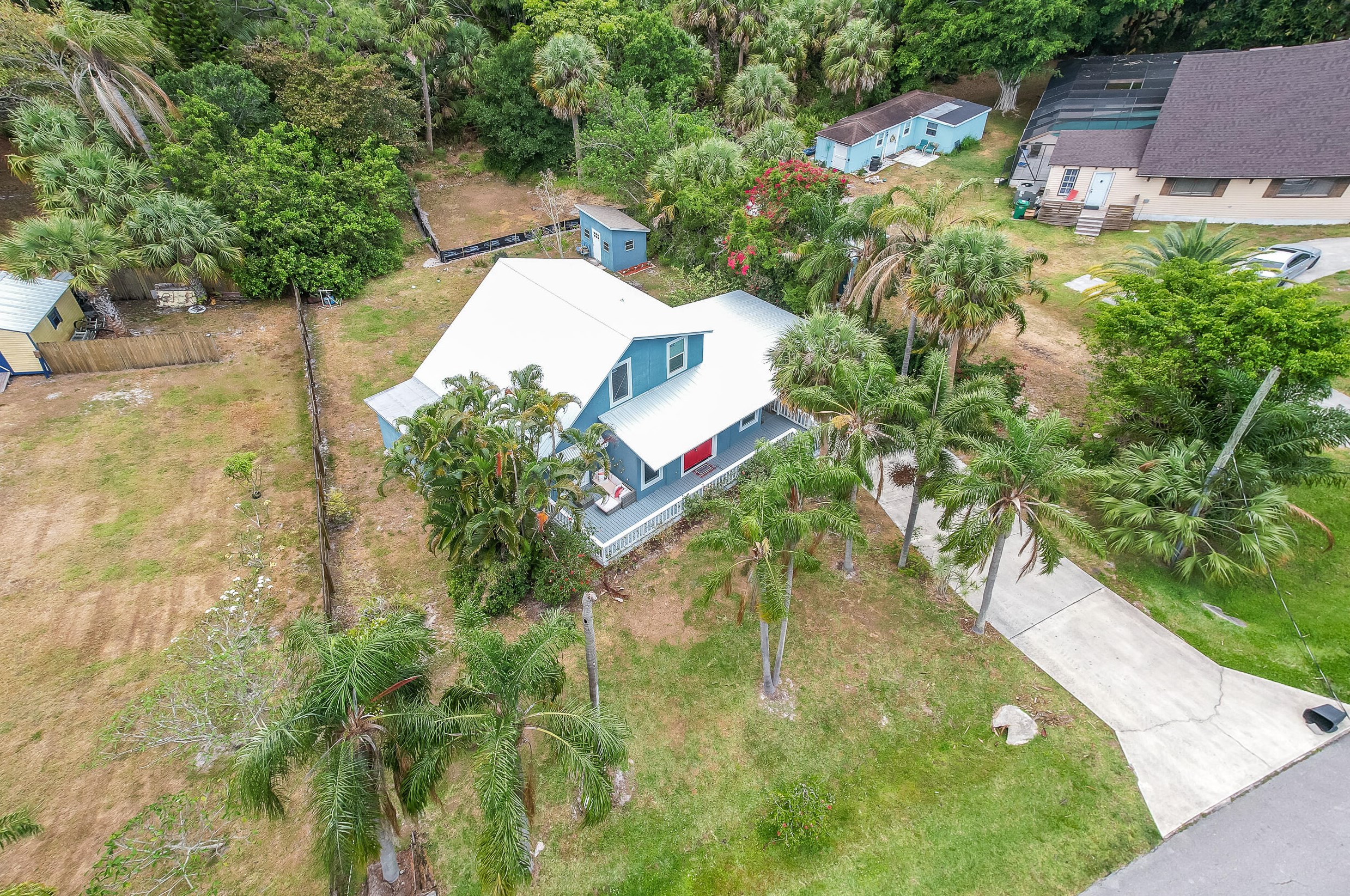 5605 Spruce Dr, Fort Pierce FL  34982-3872 exterior