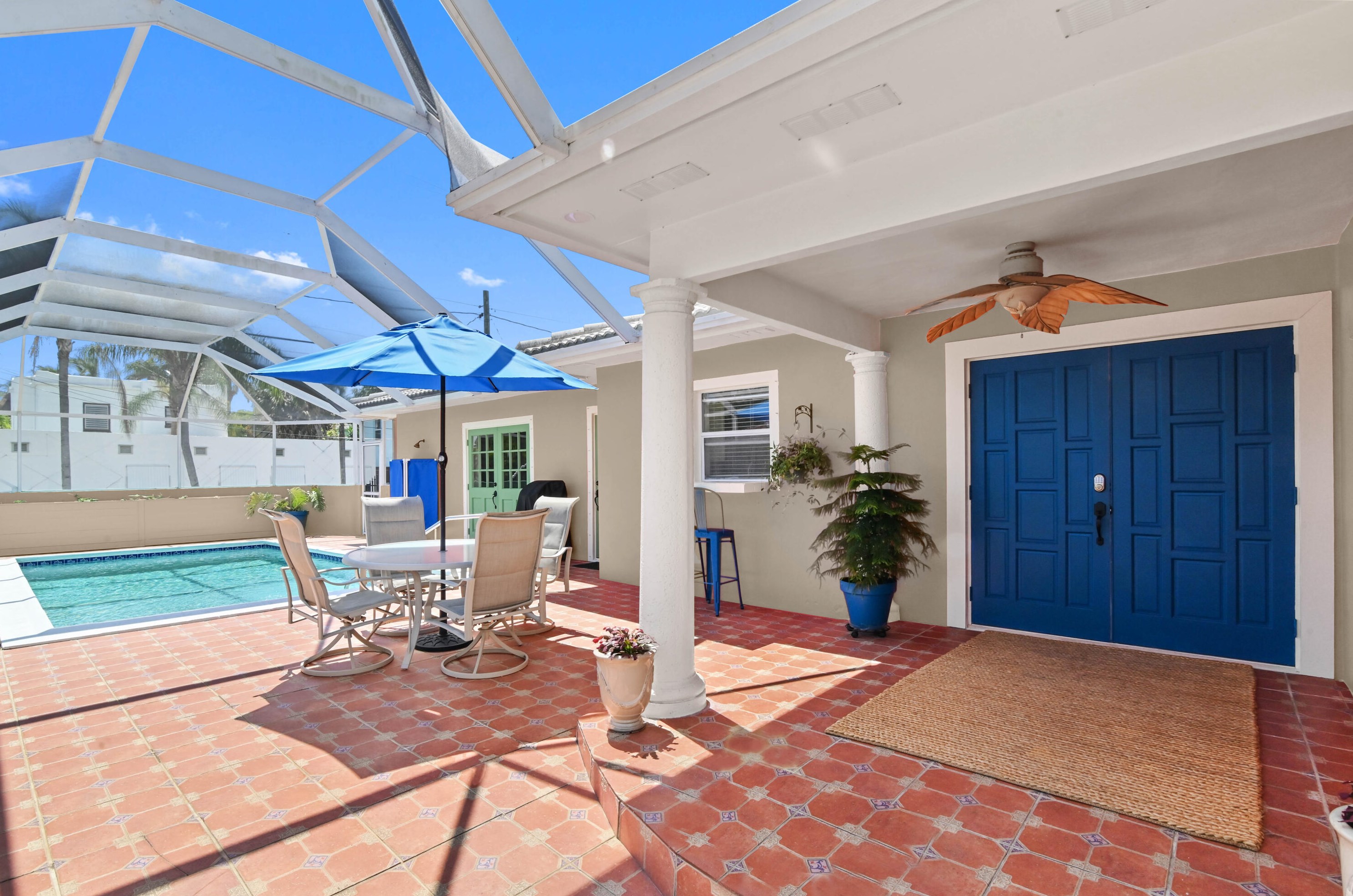 532 Palmway, Lake Worth FL  33460-3125 exterior