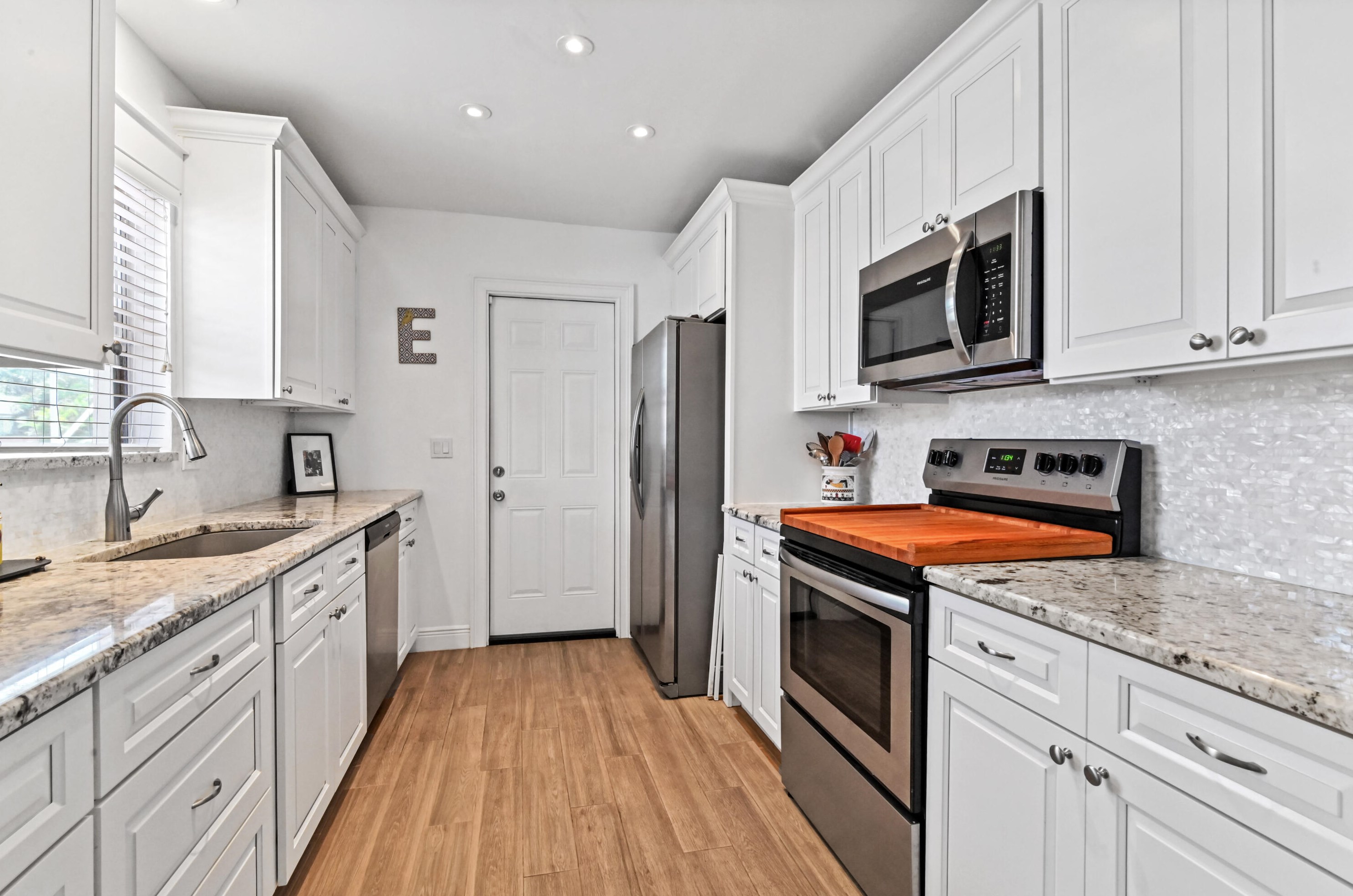 532 Palmway, Lake Worth FL  33460-3125 exterior