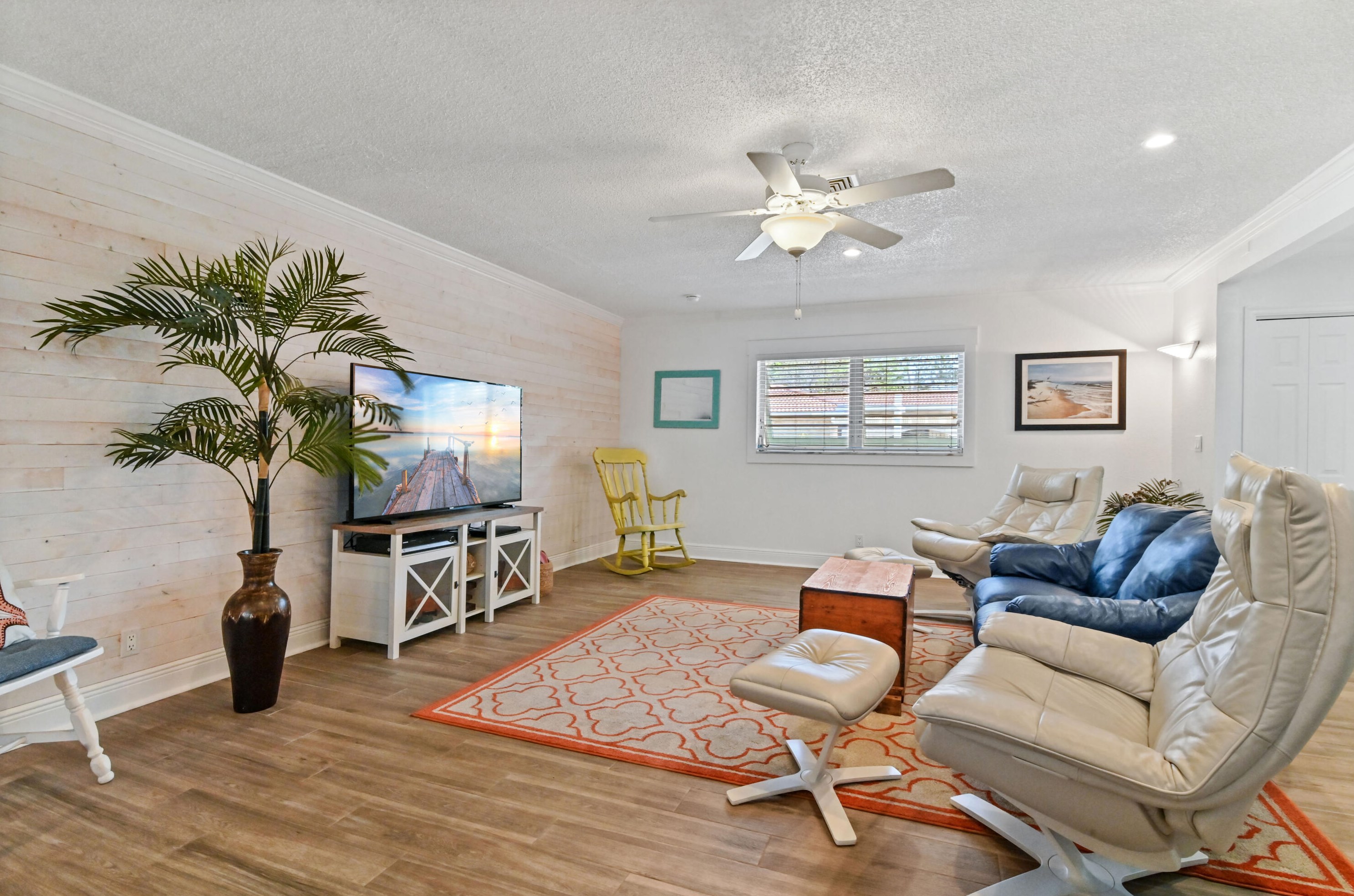 532 Palmway, Lake Worth FL  33460-3125 exterior