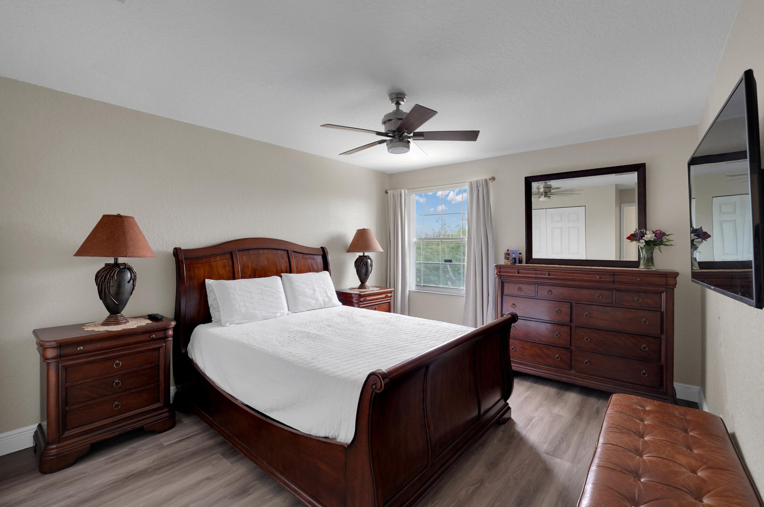 1924 149th Ave, Hollywood FL  33027-4339 exterior