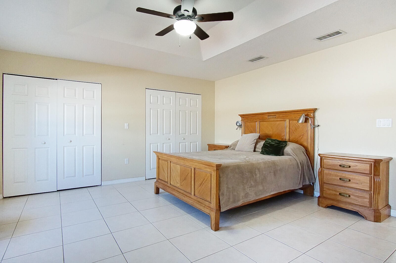 938 Mccracken Ave, Fort Pierce FL 34953-3936 exterior