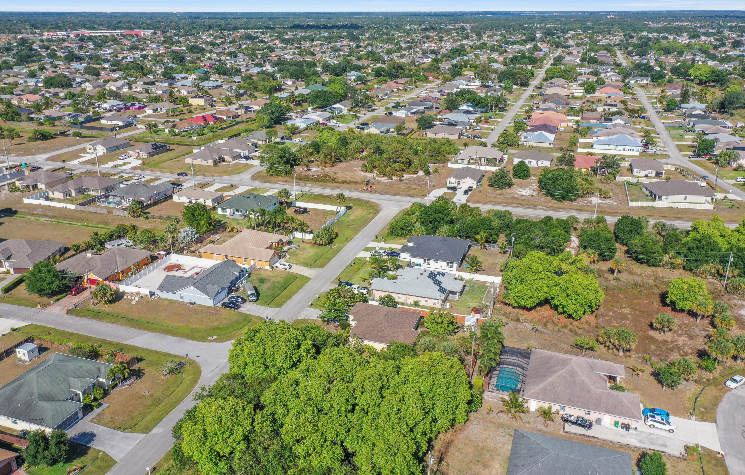 938 Mccracken Ave, Fort Pierce FL 34953-3936 exterior