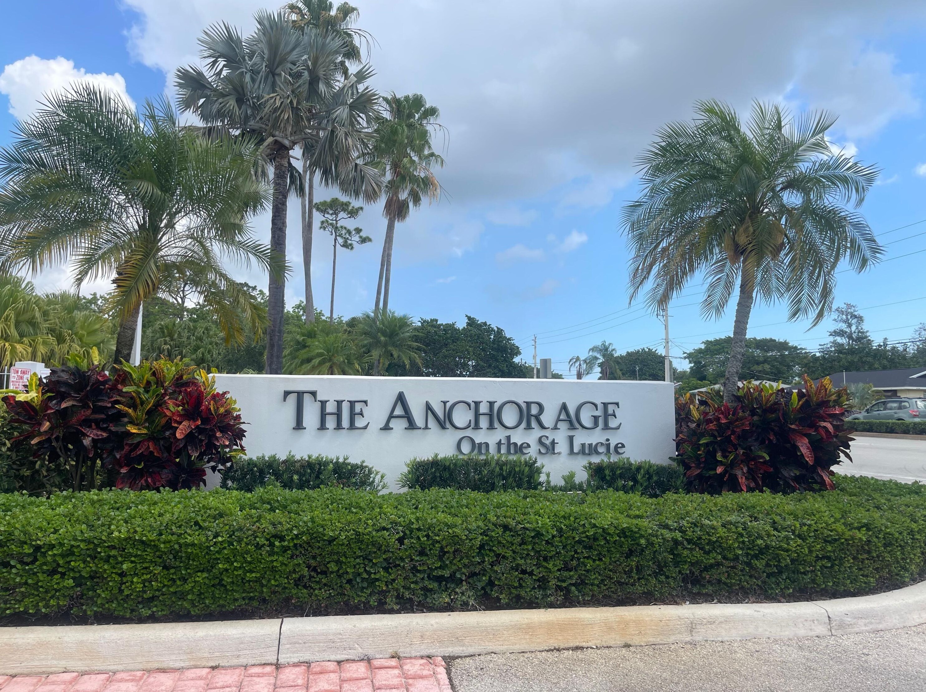 2504 Anchorage Cv, Fort Pierce FL  34952-6223 exterior