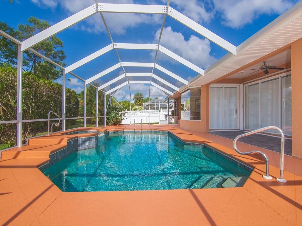 6535 36 Pl, Vero Beach FL  exterior