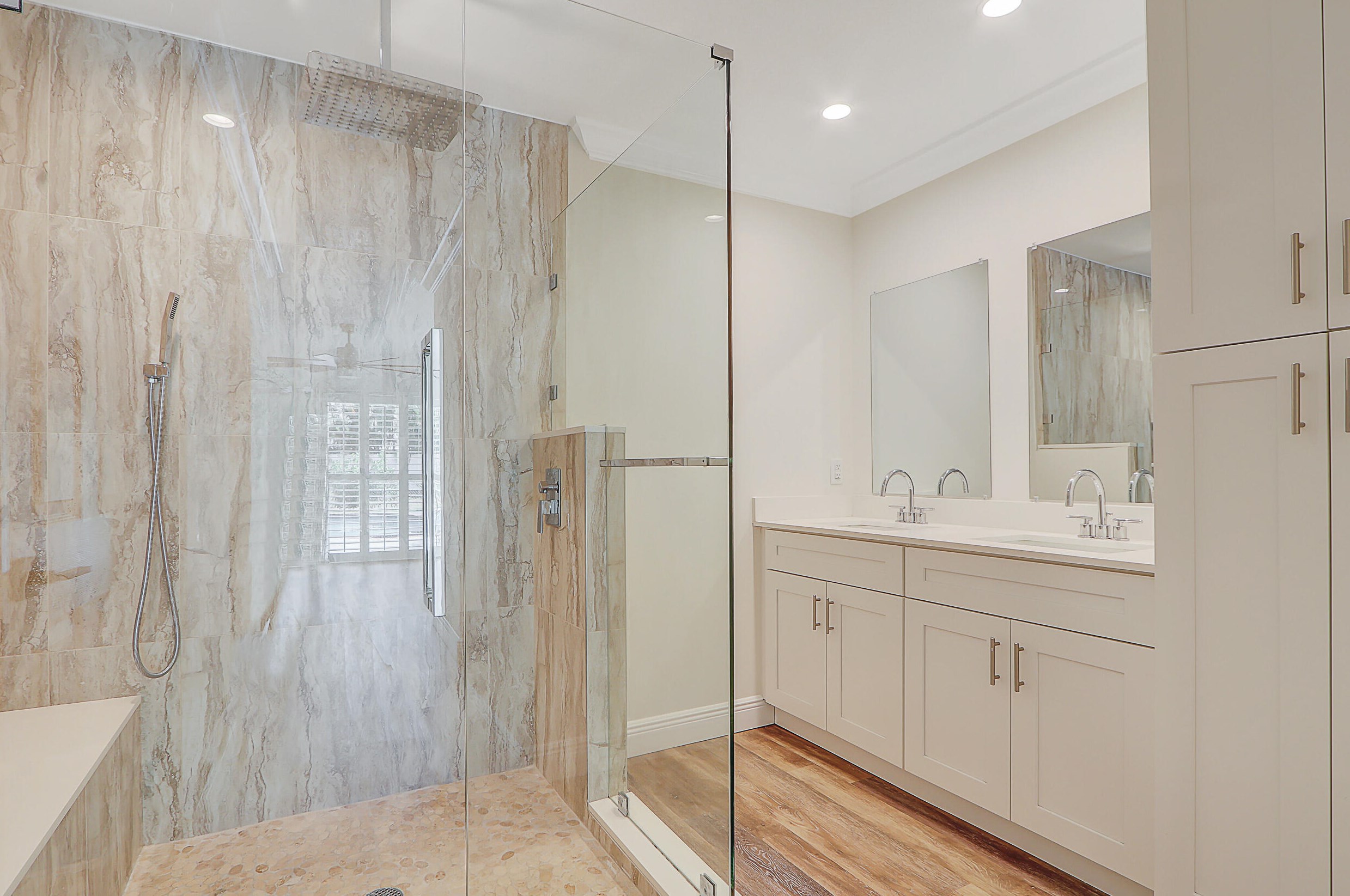 1054 12th Ter, Stuart FL  34994-9604 exterior