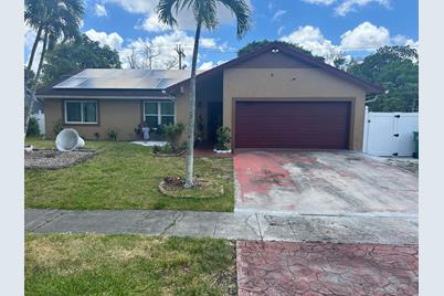 7320 NW 44th Court, Lauderhill, FL 33319 - Photo 1