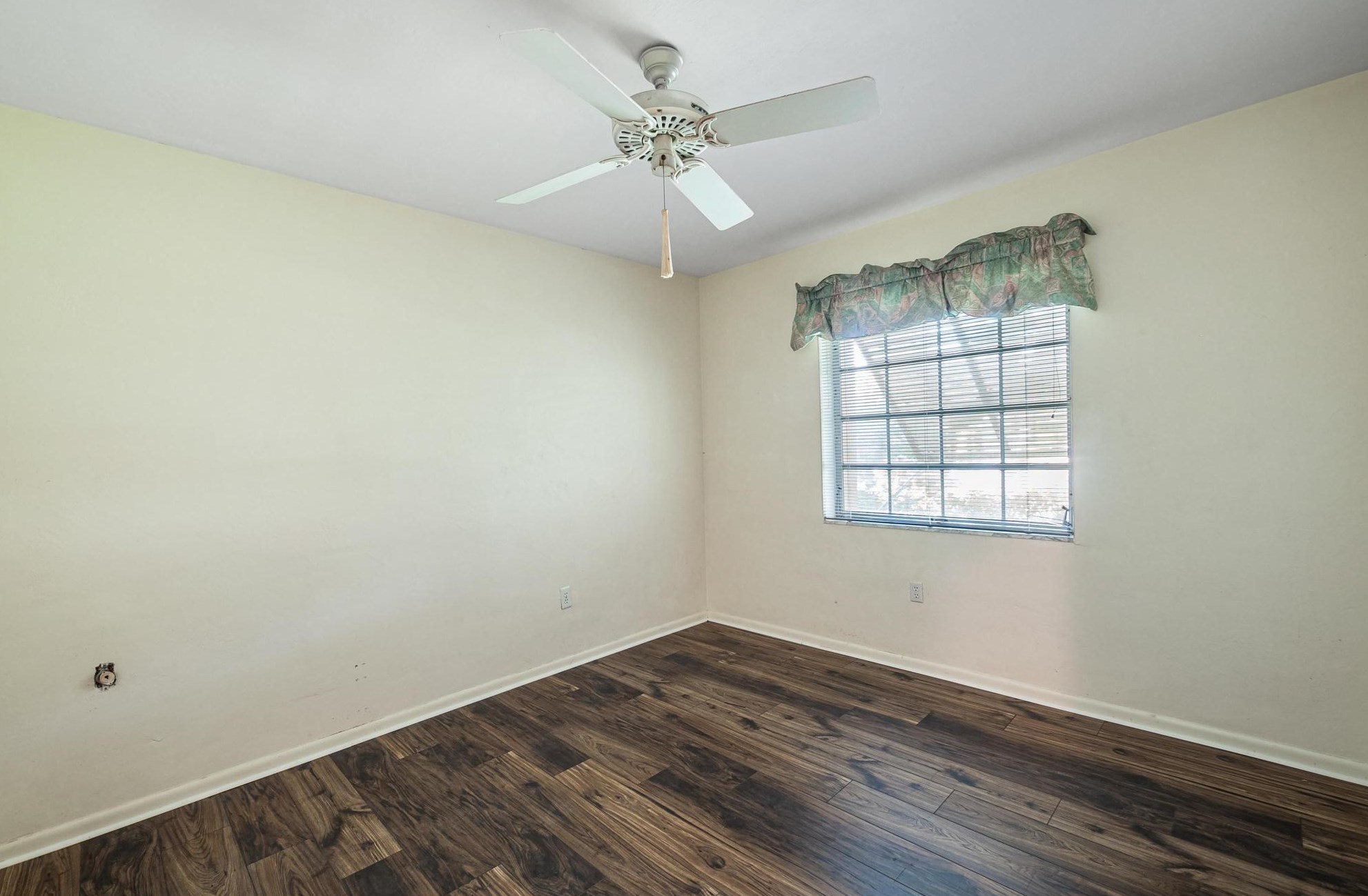 15405 77 Ct, Miami FL 33157-2340 exterior