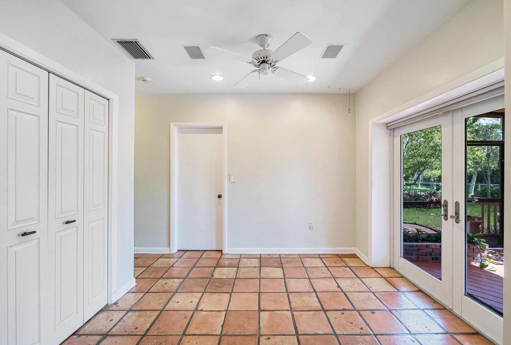 15405 77 Ct, Miami FL 33157-2340 exterior