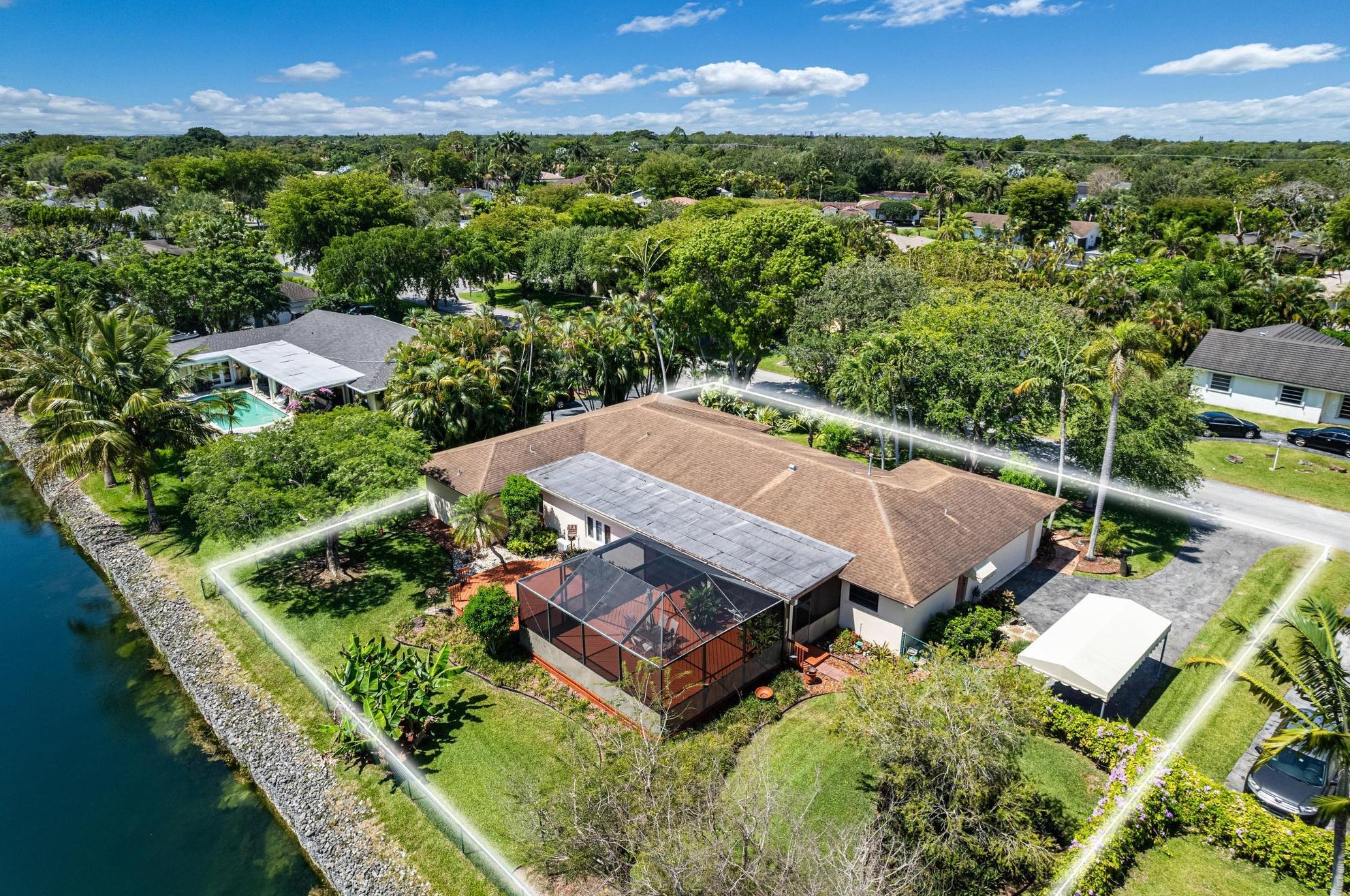 15405 77 Ct, Miami FL 33157-2340 exterior