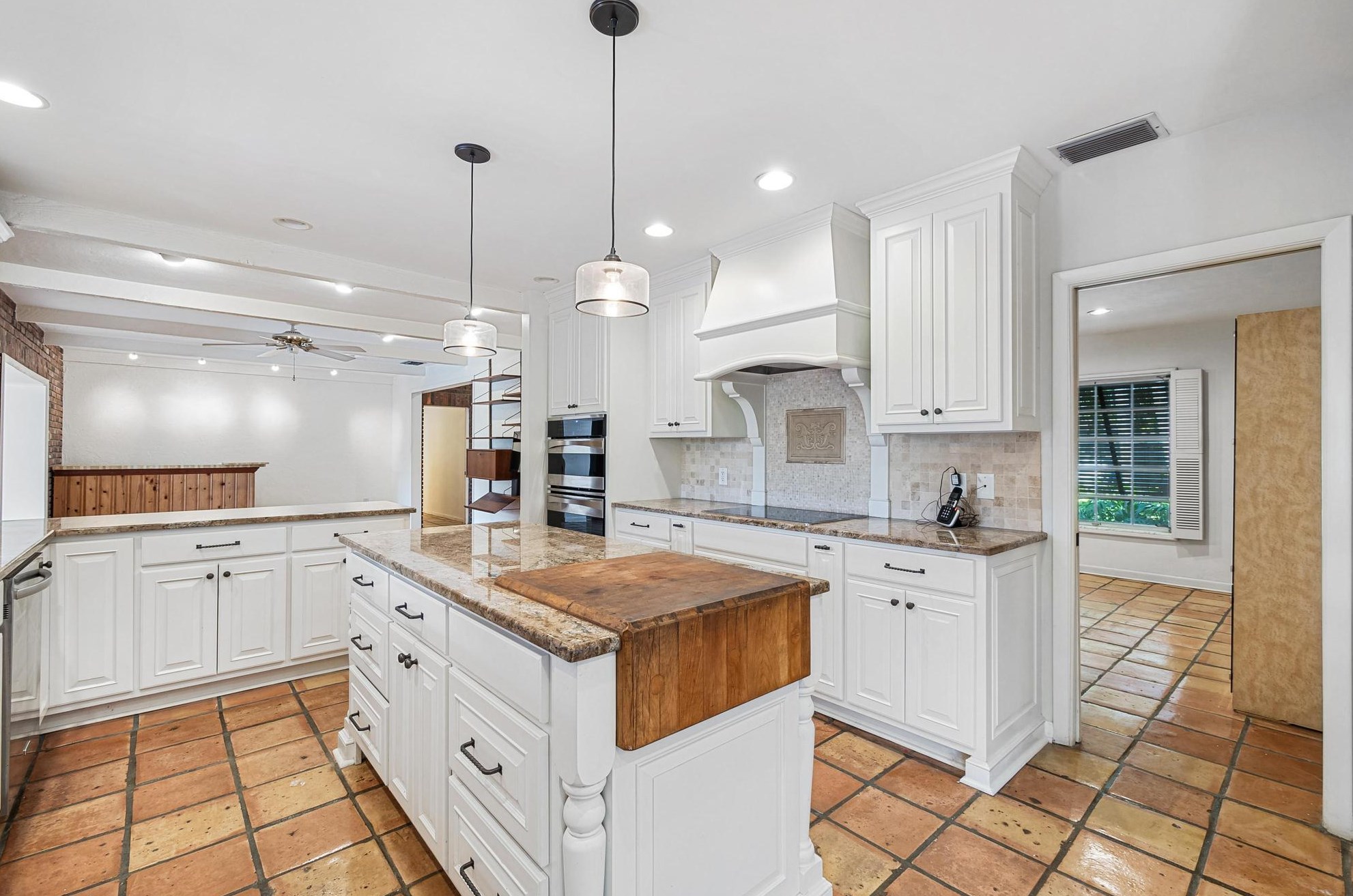 15405 77 Ct, Miami FL 33157-2340 exterior