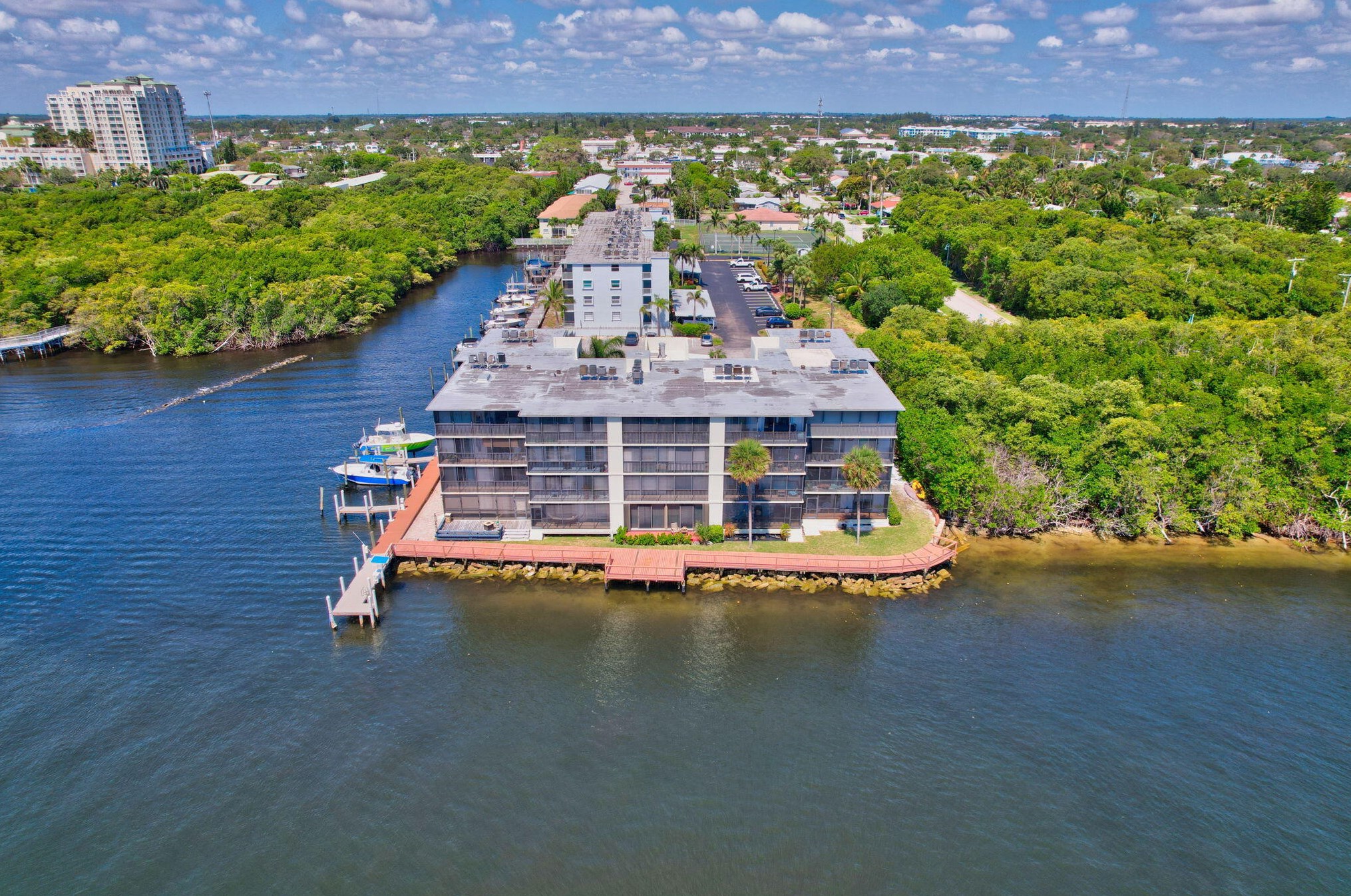 710 7th St, Boynton Beach FL 33435-3946 exterior