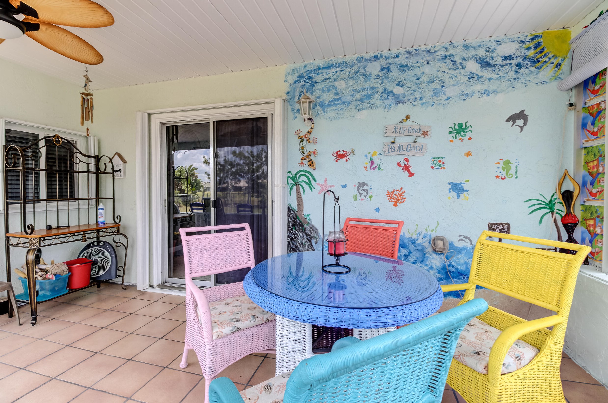 702 Bridgeport Dr, Fort Pierce FL 34953-6324 exterior