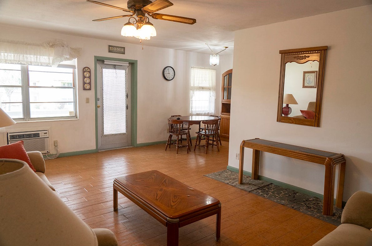 90 Coventry D, West Palm Beach FL  33417-6758 exterior