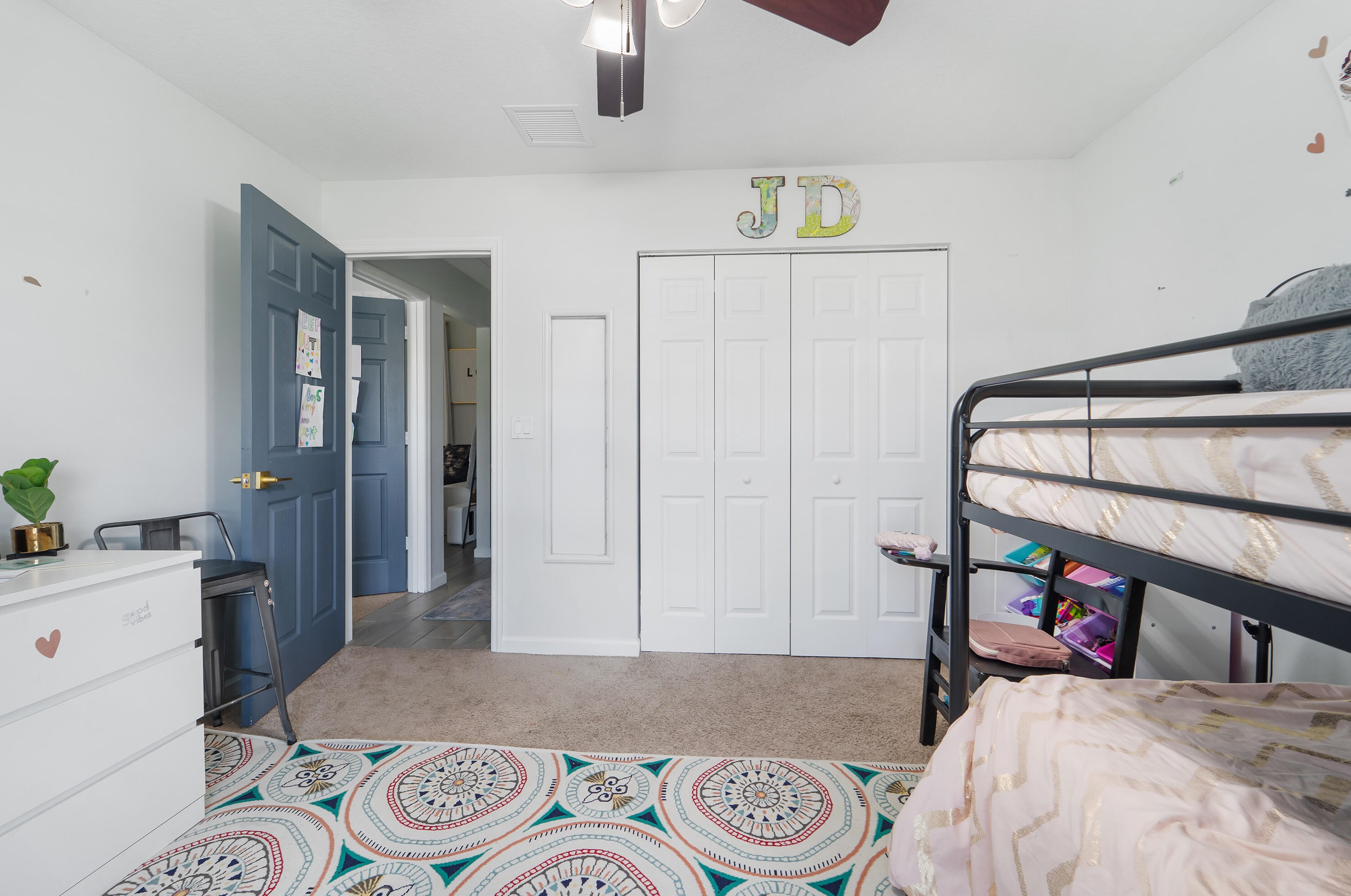 395 Whitmore Dr, Fort Pierce FL 34984-4529 exterior