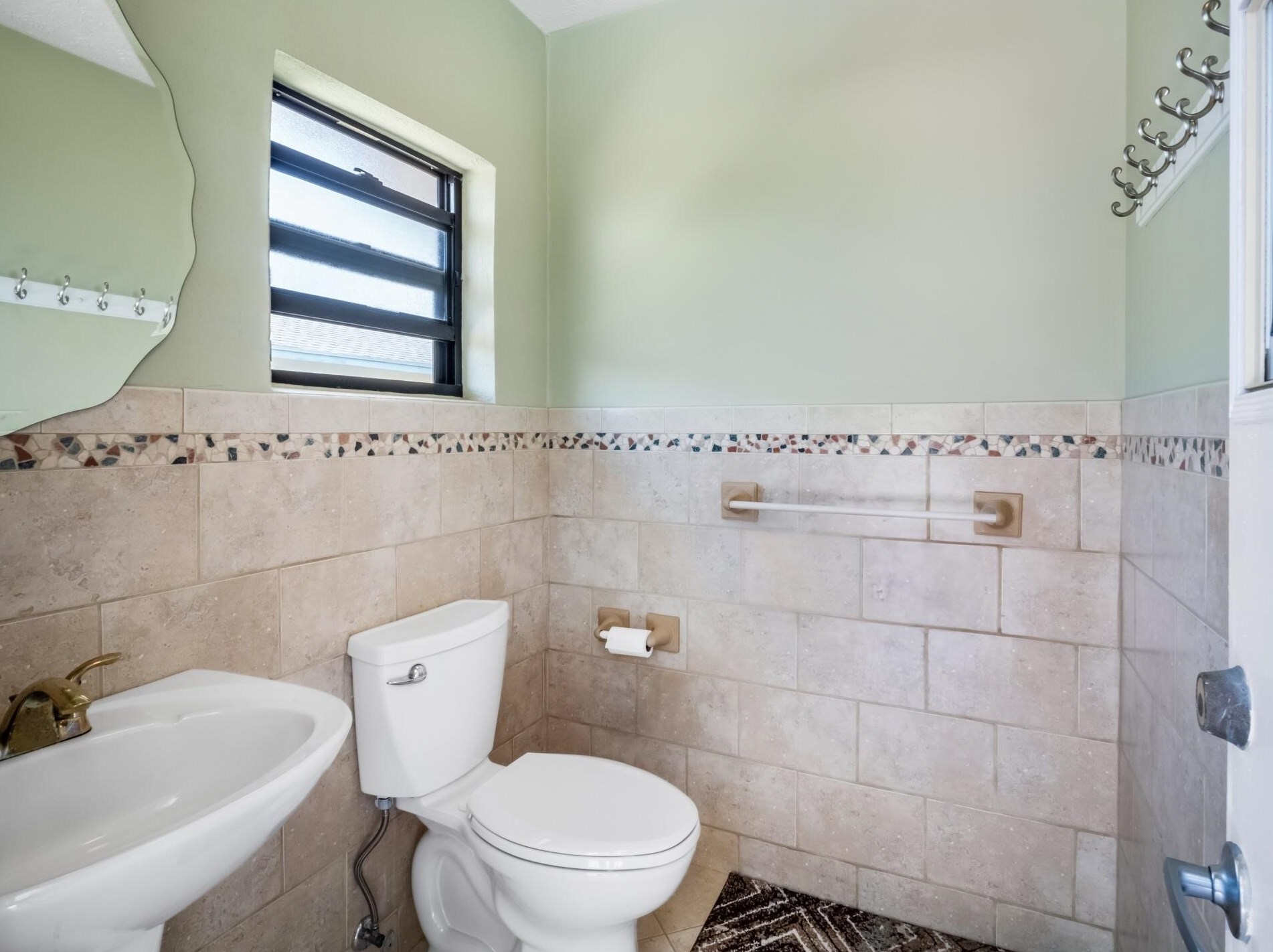 725 Dalton Cir, Fort Pierce FL 34953-5815 exterior