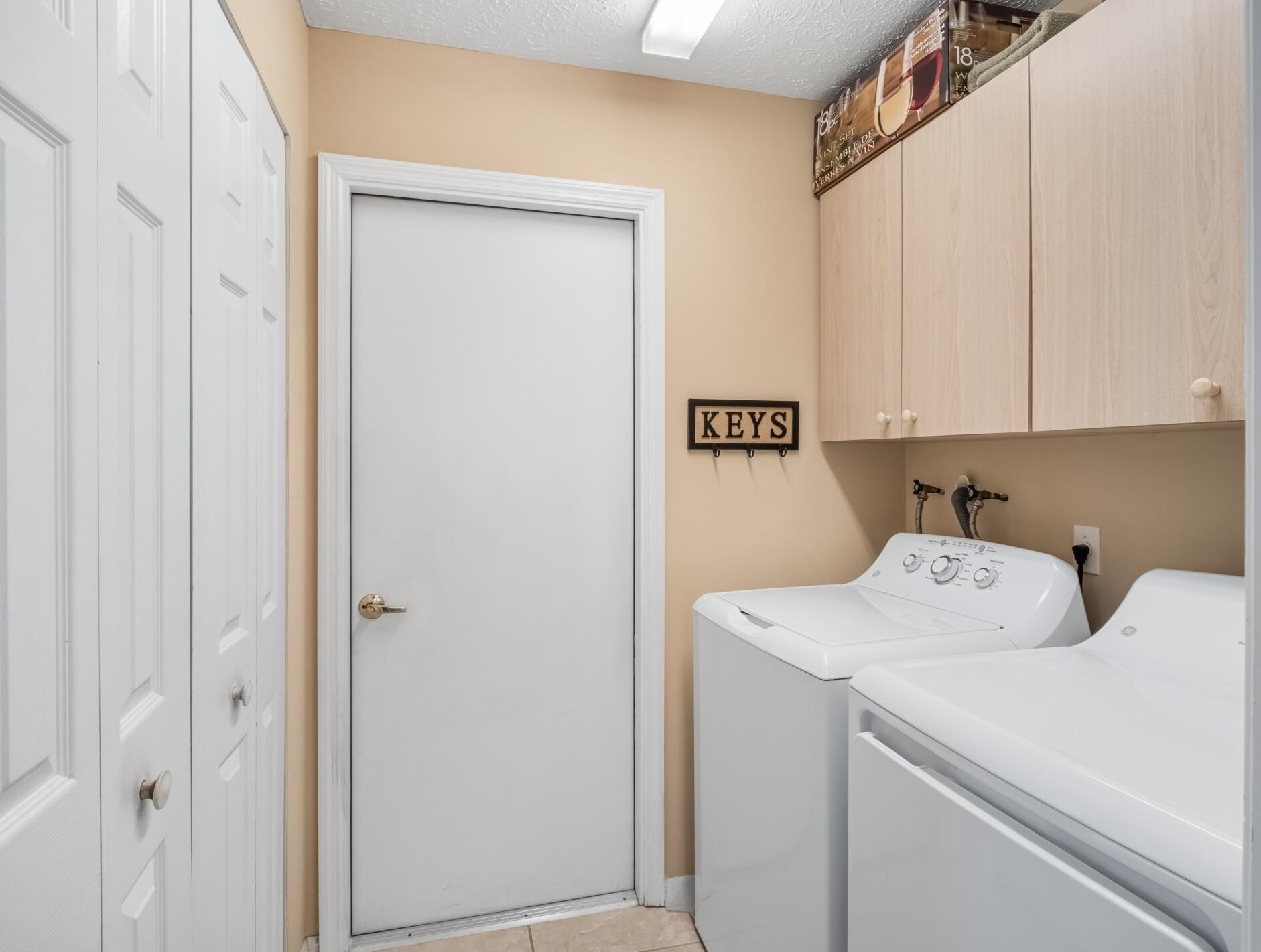 725 Dalton Cir, Fort Pierce FL 34953-5815 exterior