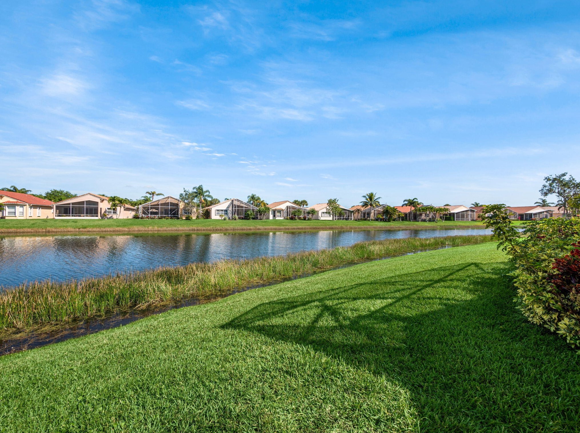 308 Shoreline Cir, Fort Pierce FL 34986-2913 exterior