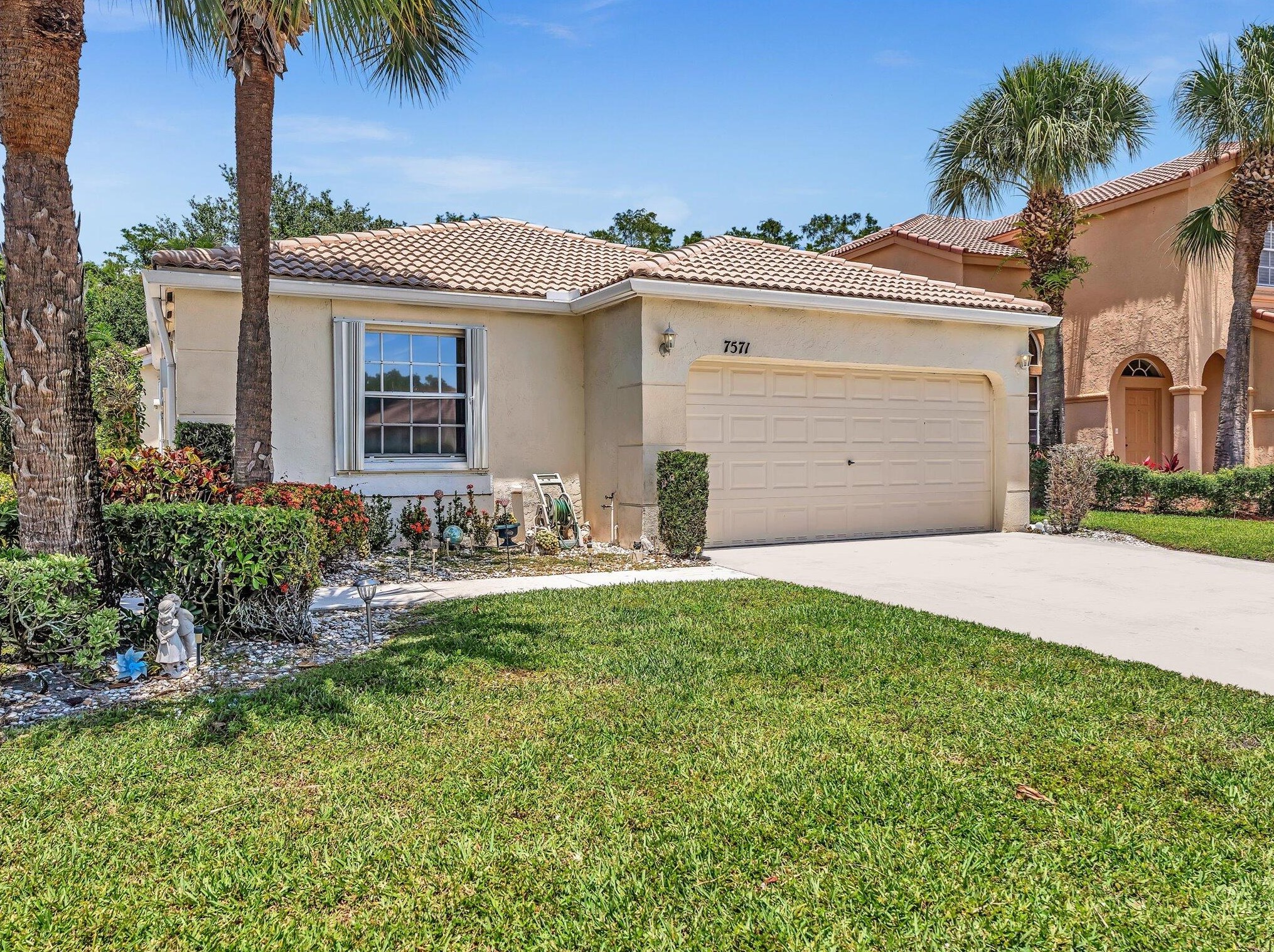 7571 Kingsley Ct, Lake Worth FL  33467-7326 exterior