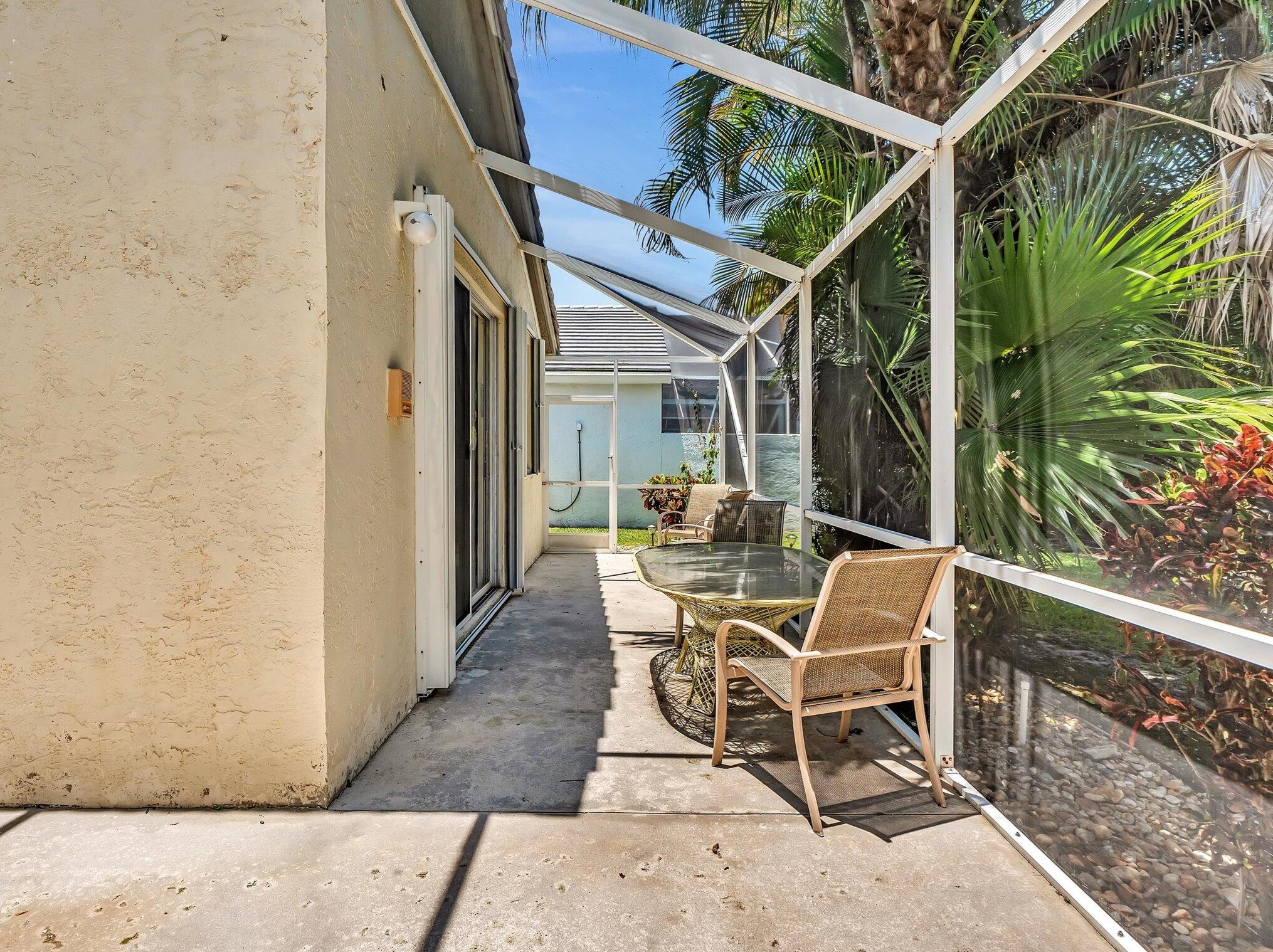 7571 Kingsley Ct, Lake Worth FL  33467-7326 exterior