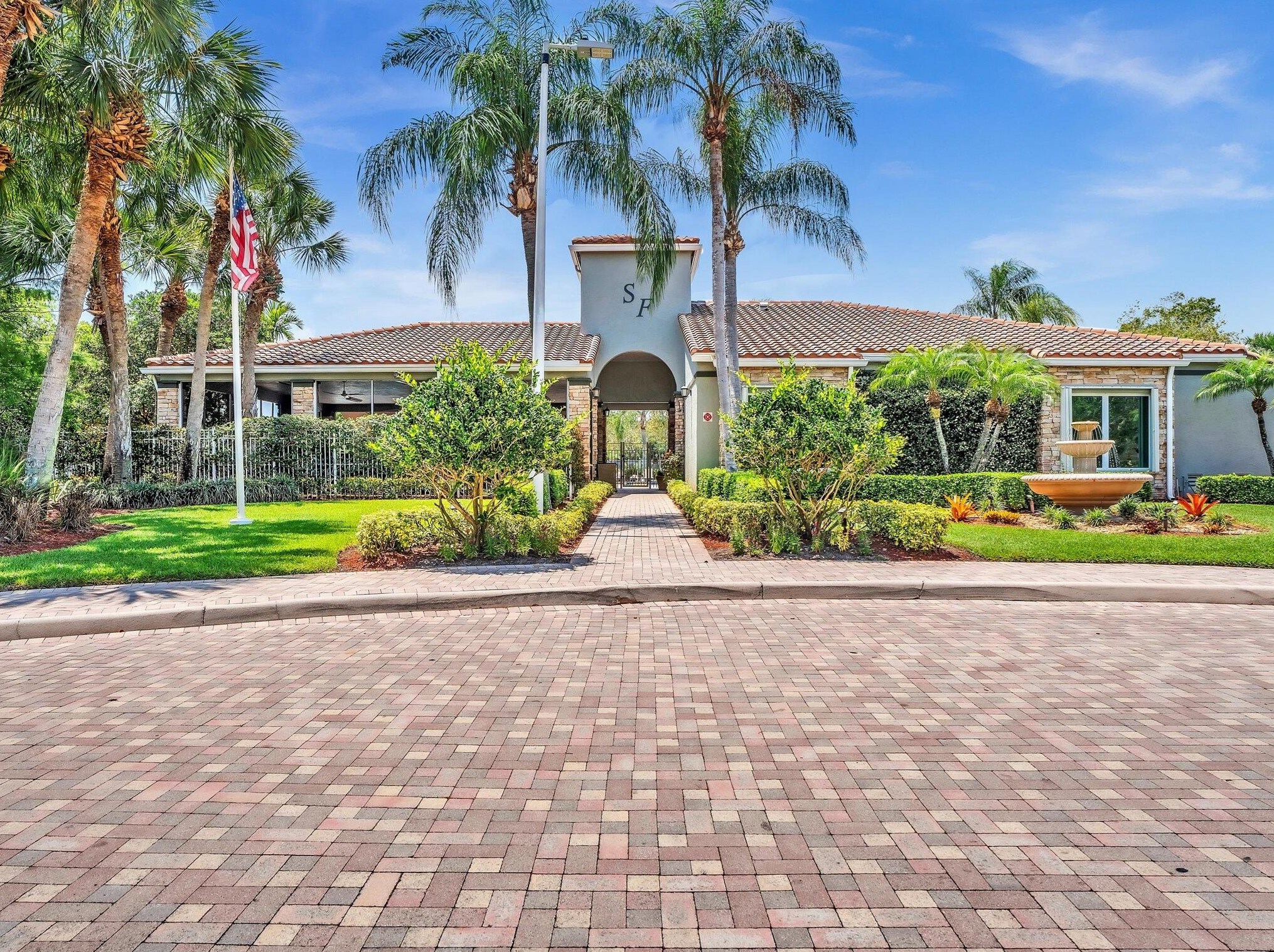 7571 Kingsley Ct, Lake Worth FL  33467-7326 exterior