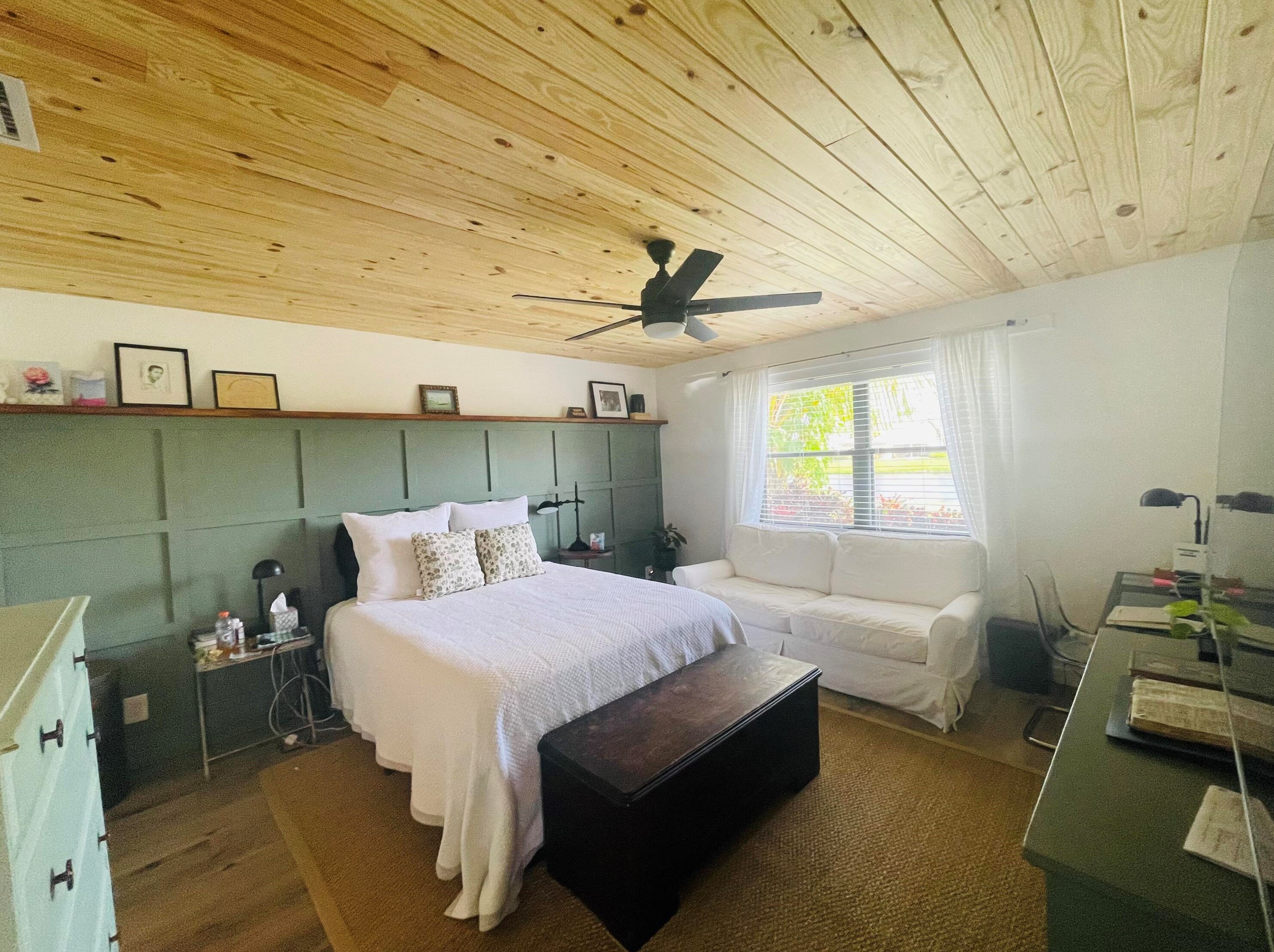 2473 10th St, Delray Beach FL  33445-2082 exterior