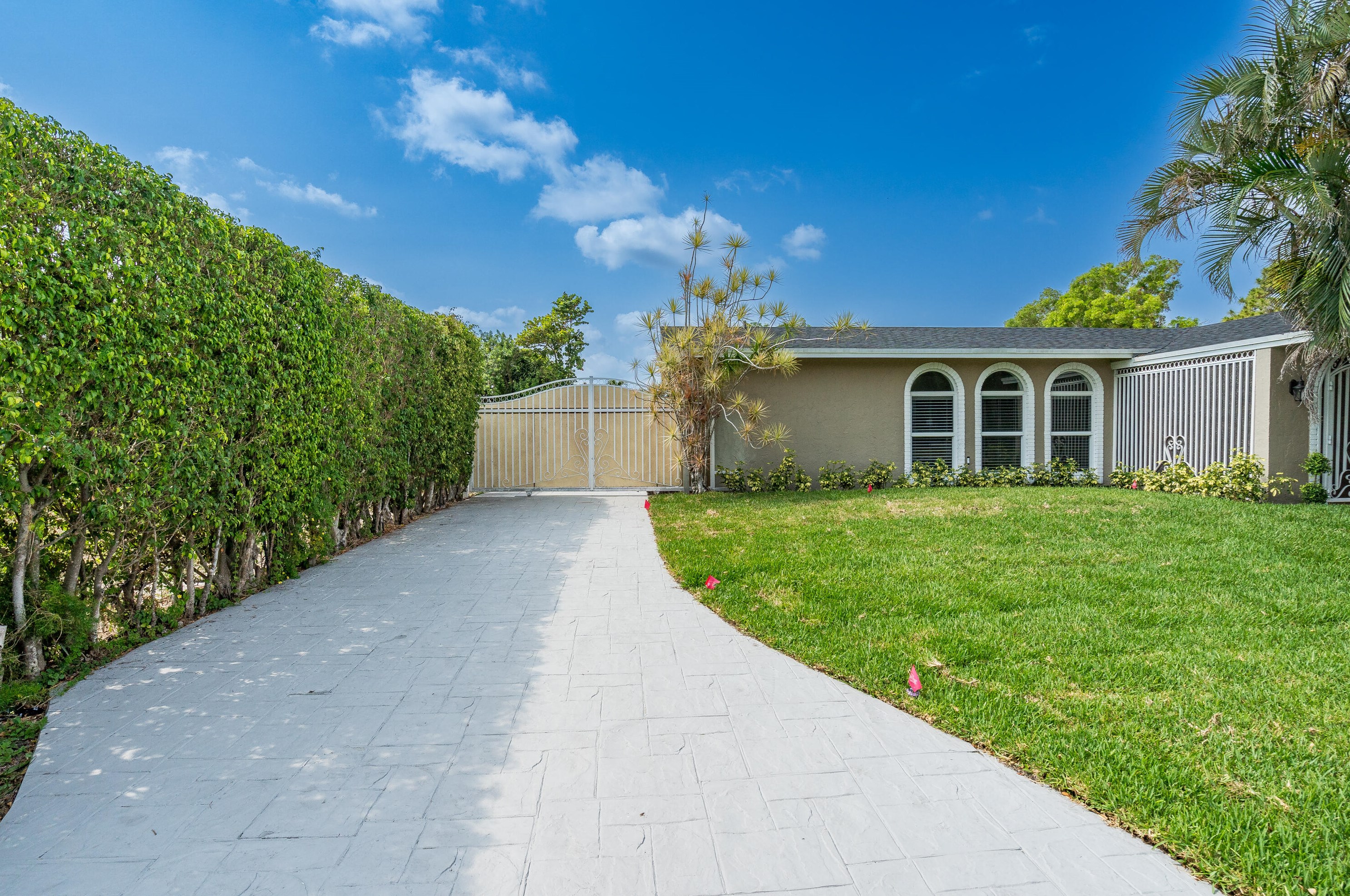 1798 9 St, Boca Raton FL 33486-6407 exterior