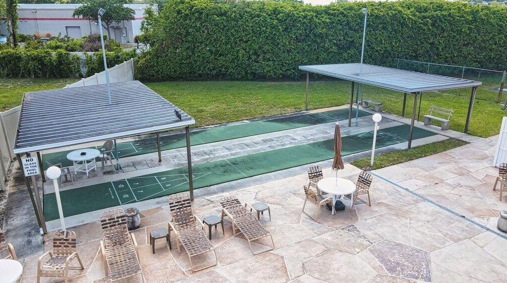 6328 Summer Sky Ln, Lake Worth FL  33463-3815 exterior