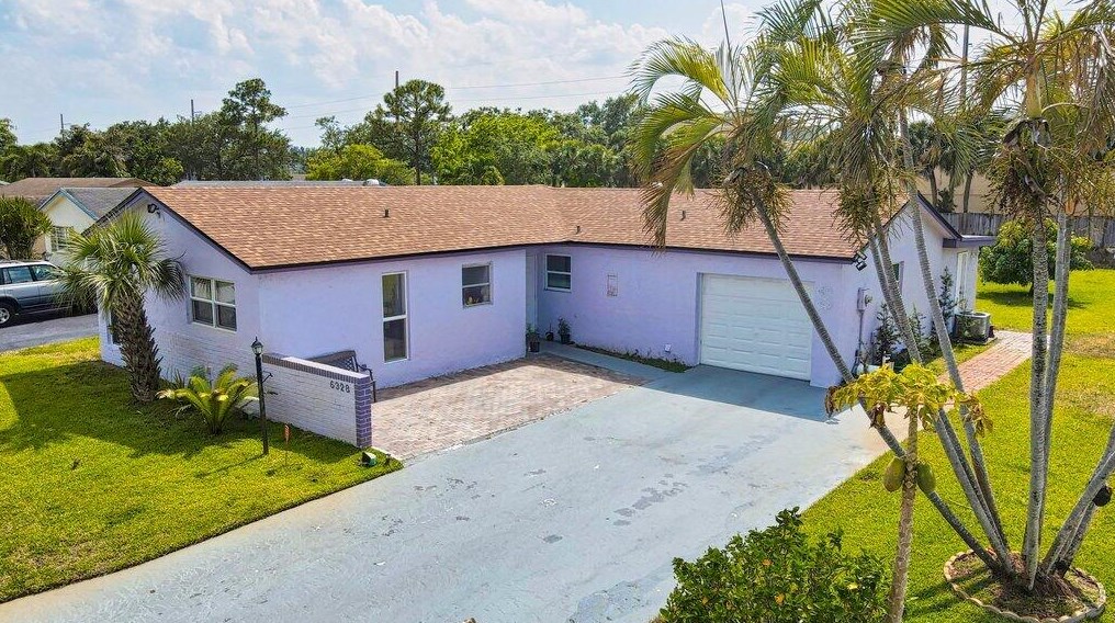 6328 Summer Sky Ln, Lake Worth FL  33463-3815 exterior