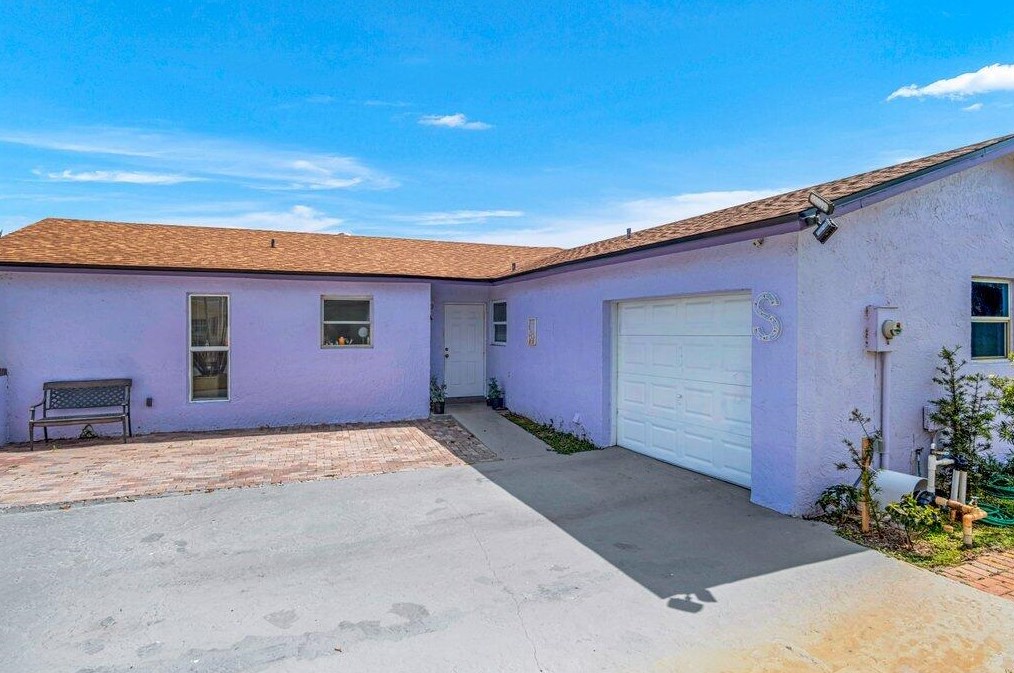 6328 Summer Sky Ln, Lake Worth FL  33463-3815 exterior