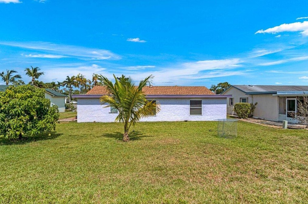 6328 Summer Sky Ln, Lake Worth FL  33463-3815 exterior