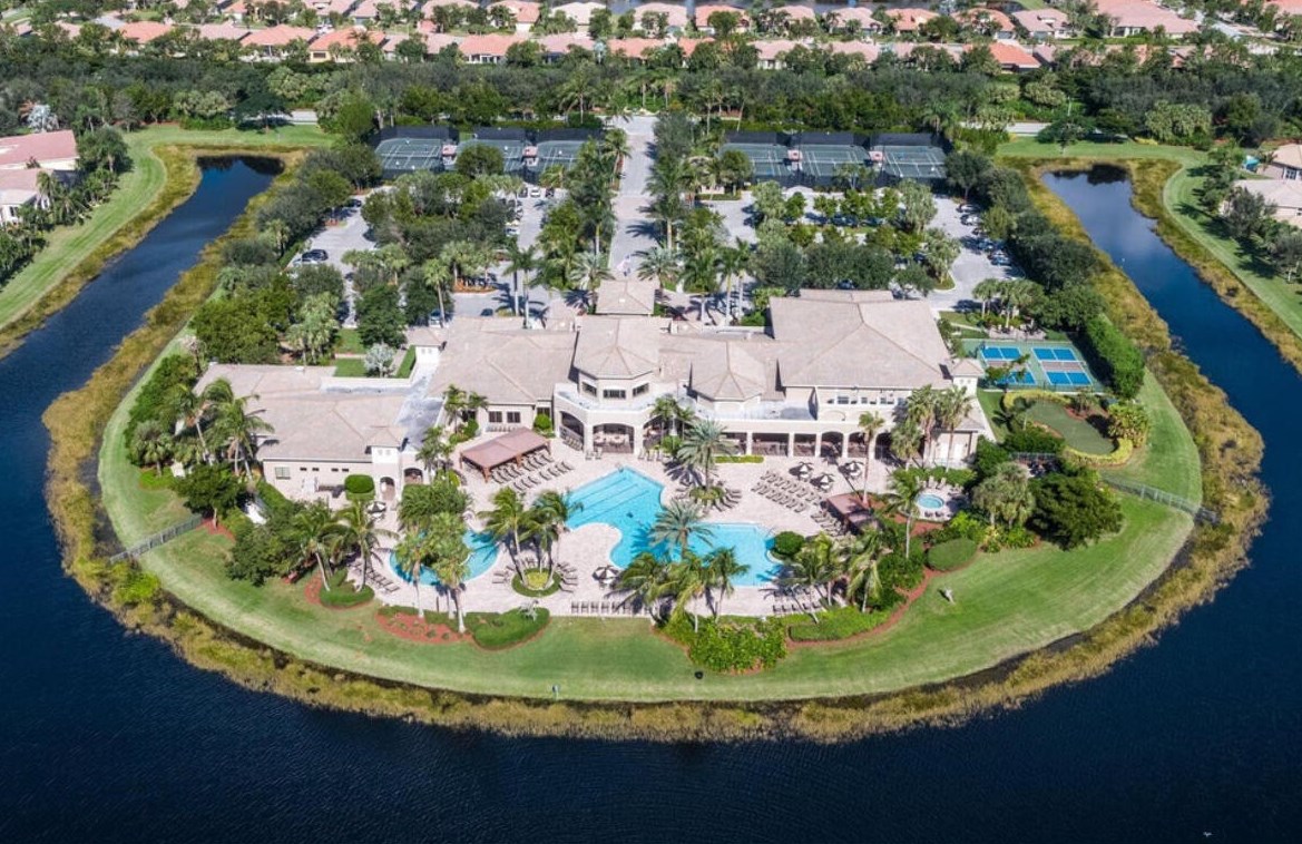 7330 Greenport Cv, Boynton Beach FL 33437-3988 exterior