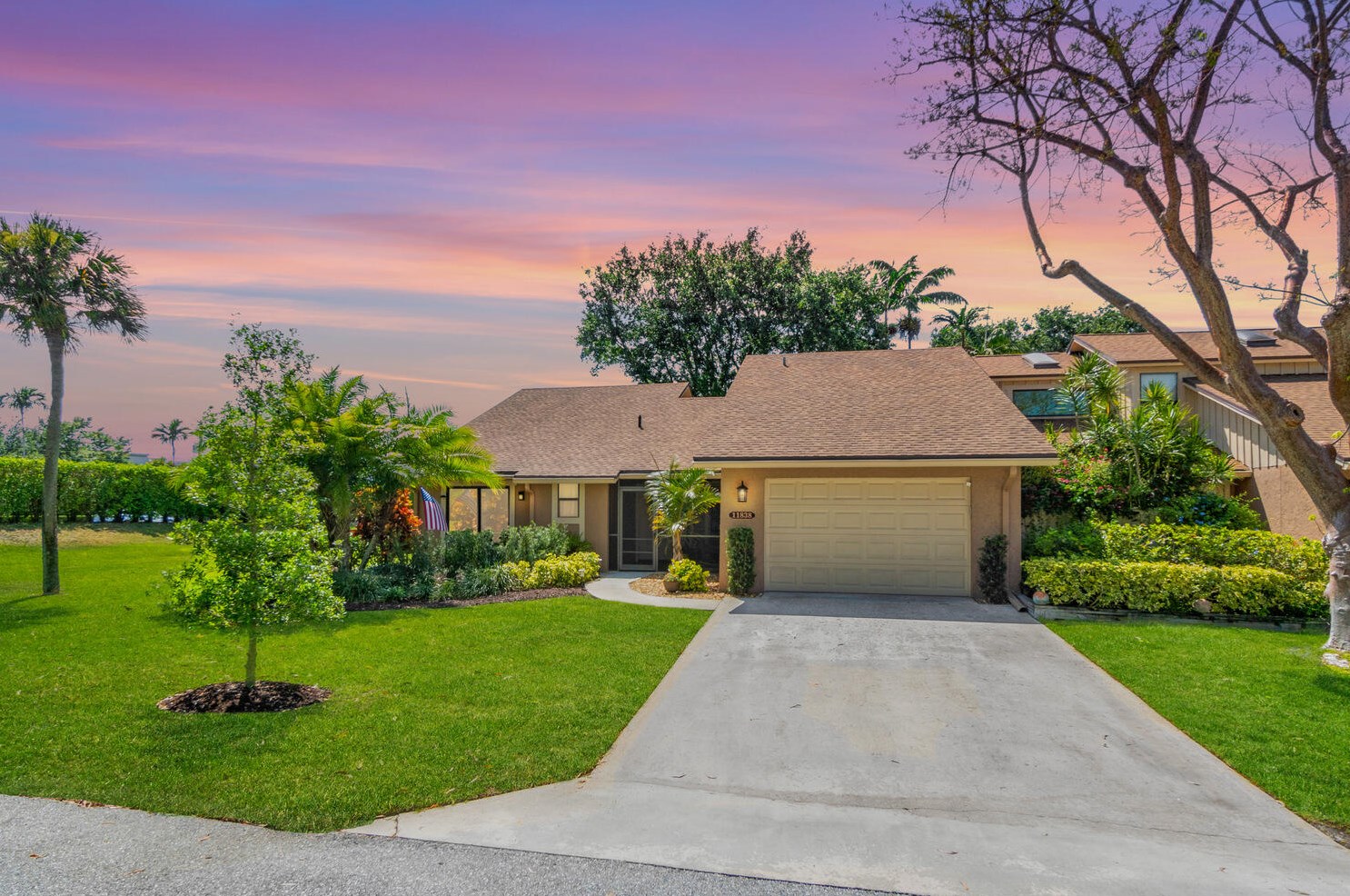11838 Donlin Dr, West Palm Beach FL  33414-6238 exterior