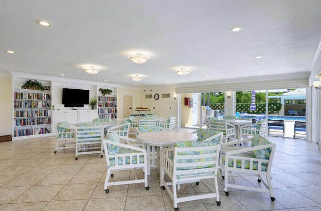 18 Turtle Creek Dr, Jupiter FL  33469-5522 exterior